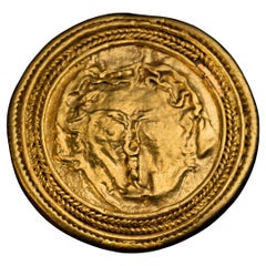 Antiguo anillo helenístico de oro con motivo de Medusa c. 300 a.C.