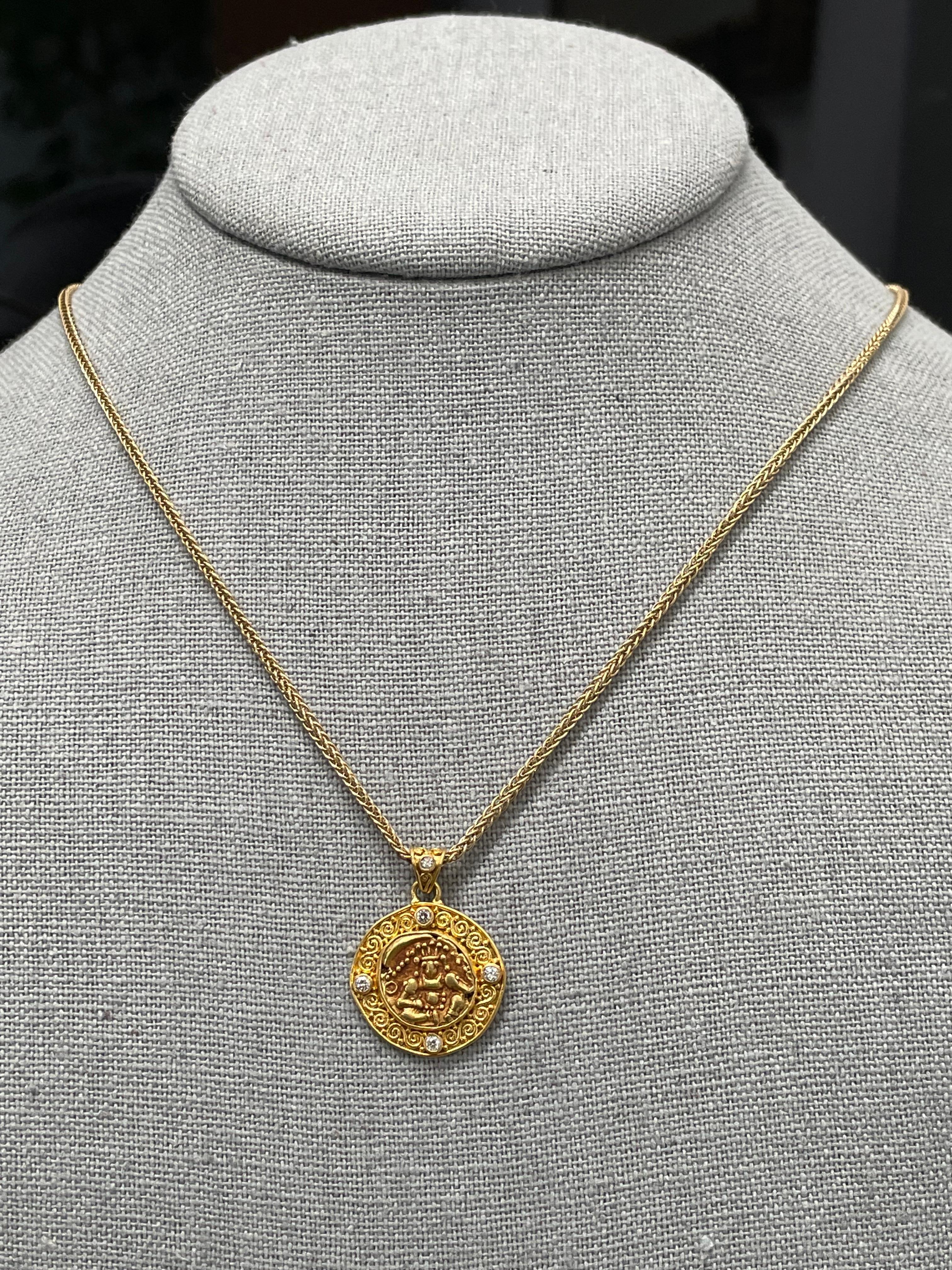 Taille rose Pendentif en or 22 carats avec diamants et pièce de monnaie de l'Inde ancienne des années 1500 en vente