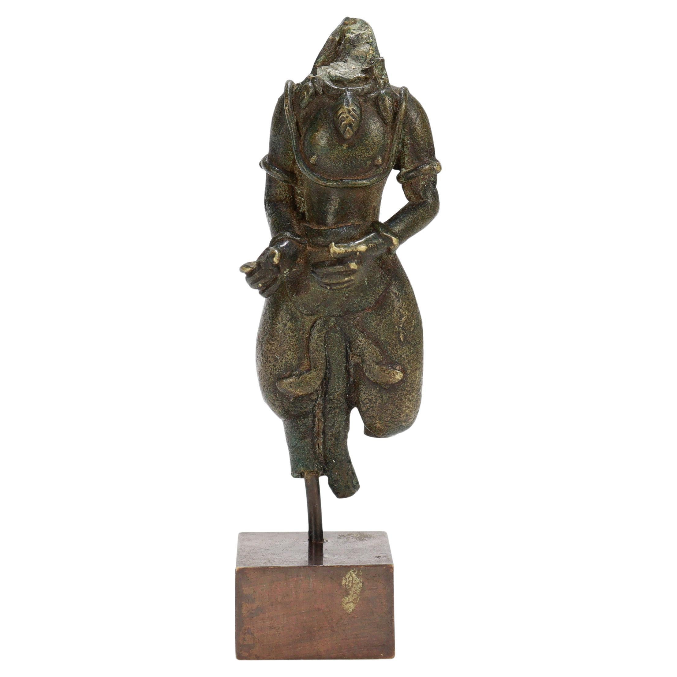 Escultura de bronce de una antigua deidad masculina hindú de la India (Hanuman) en venta