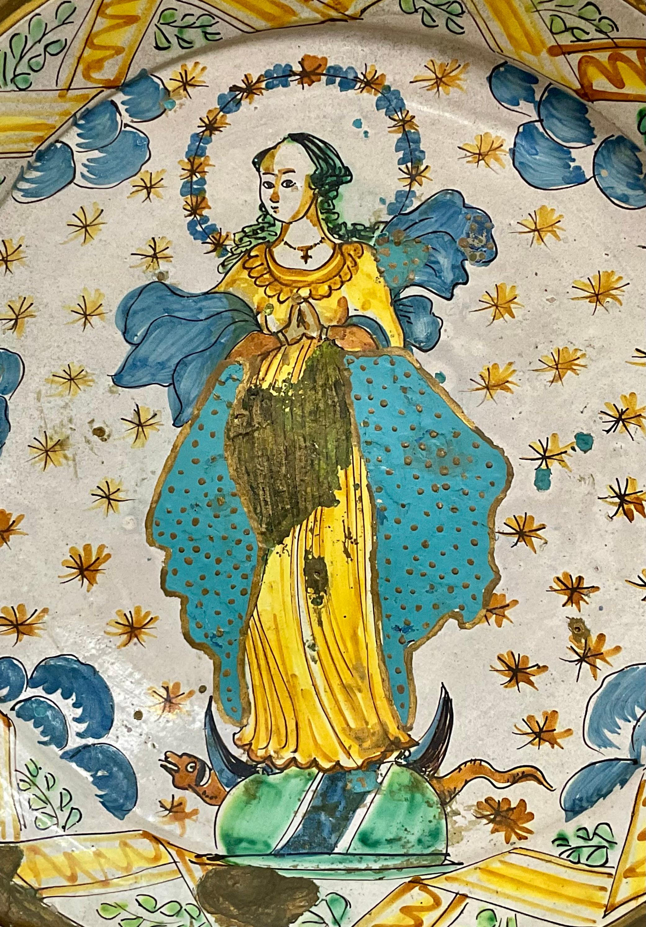 Cargador de mayólica de loza italiana antigua, muy grande en venta 1