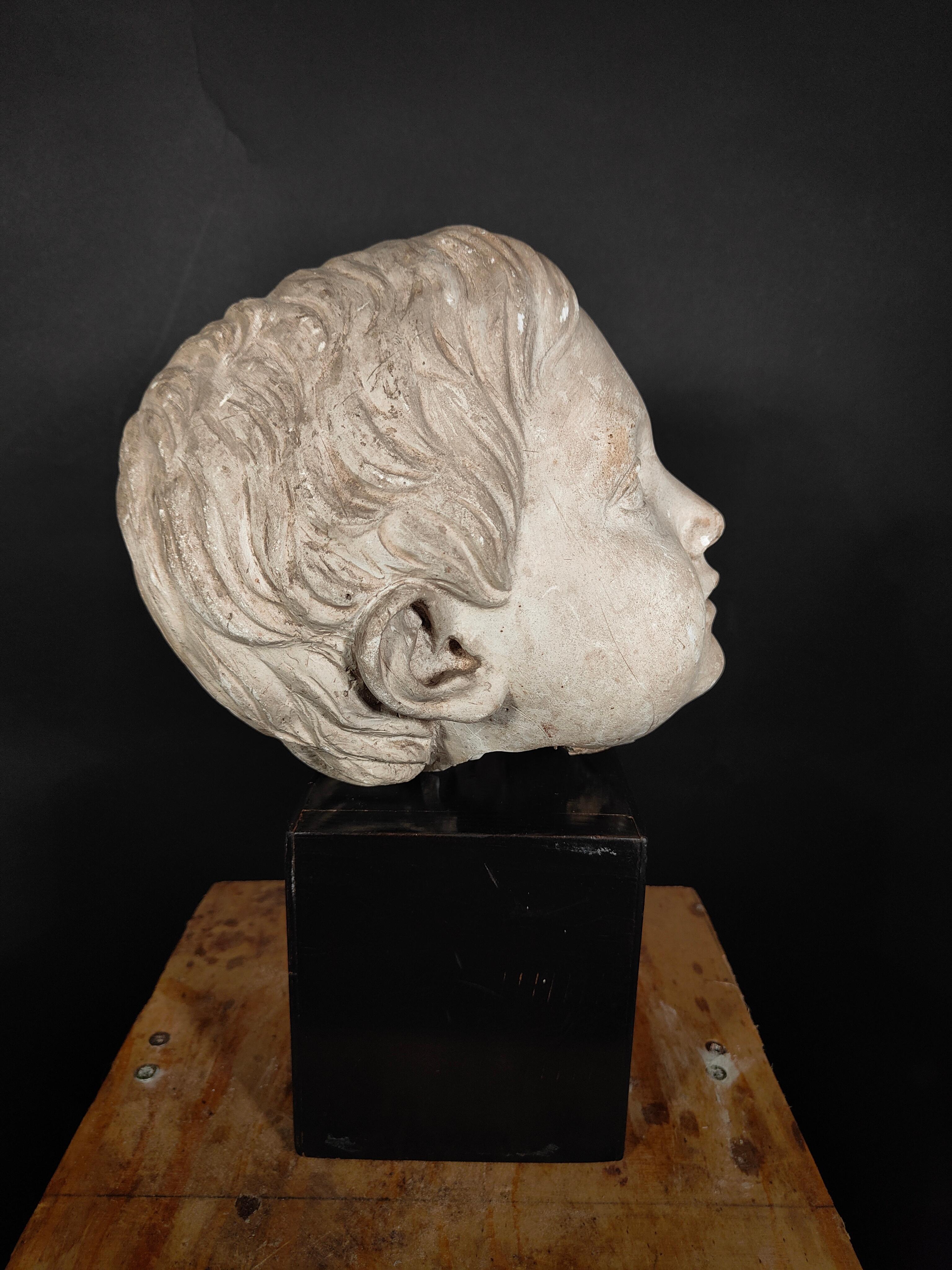 Ancient Italian Head in Plaster 19th Century In Good Condition For Sale In Madrid, ES