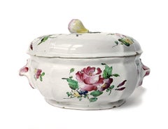 Sopera italiana de mayólica, Manufactura Rubati, Milán, hacia 1770-1780