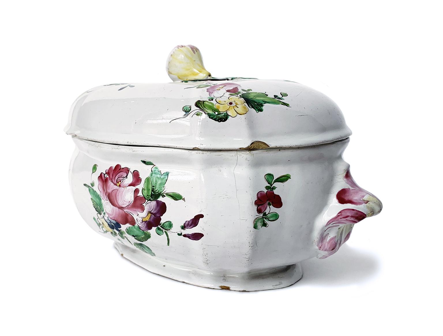 Rococo Ancient Italian Maiolica Tureen, Rubati Manufacture, Milan, circa 1770-1780 For Sale