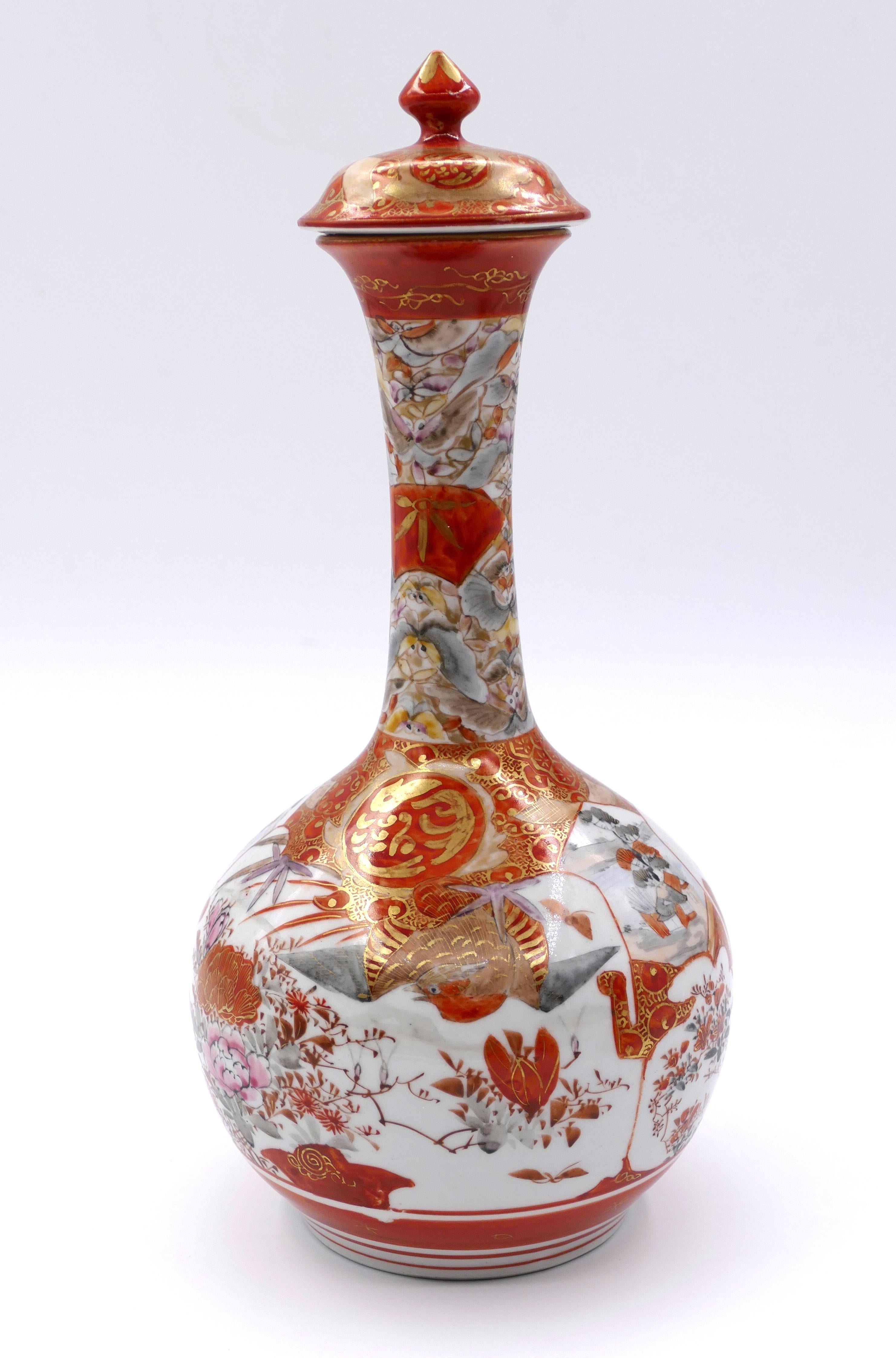 Ancient Japanese Kutani Vases, 19th Century For Sale 7