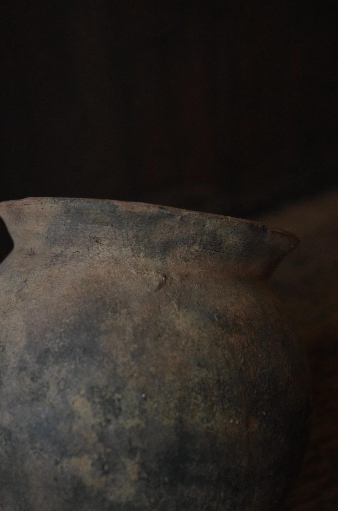 Ancient Japanese Yayoi pottery / Wabi-sabi Antique Earthenware / Vase Jar Object 2