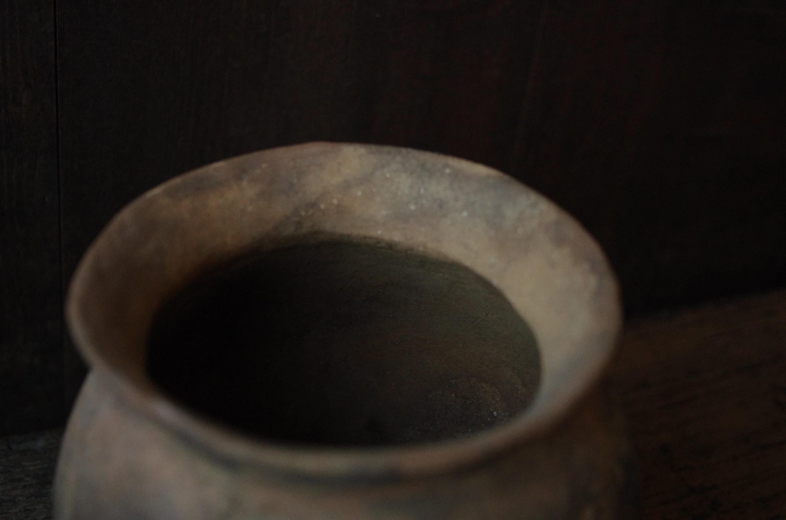 Ancient Japanese Yayoi pottery / Wabi-sabi Antique Earthenware / Vase Jar Object 3