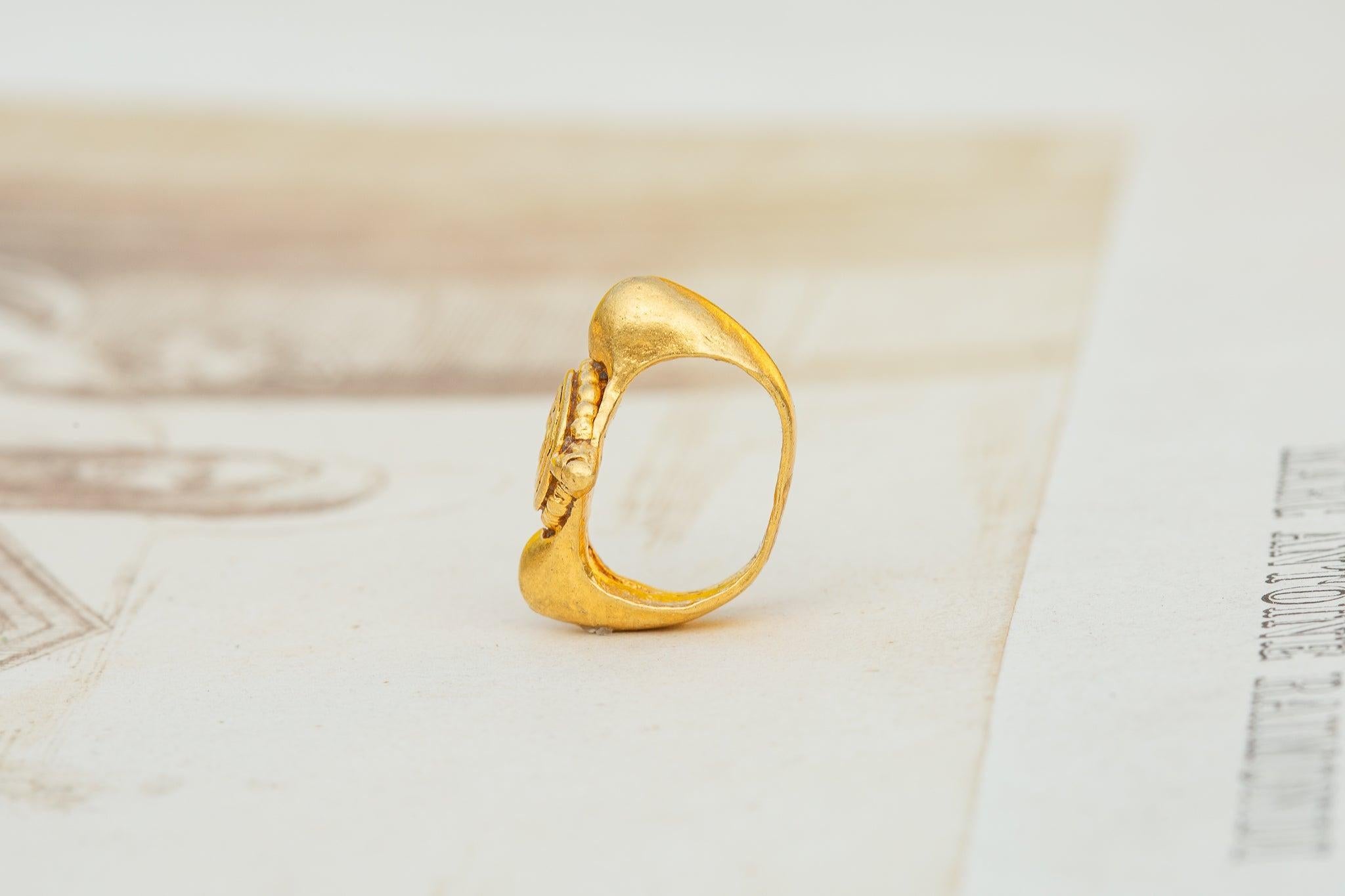 Women's Ancient Javanese Labyrinth Ring