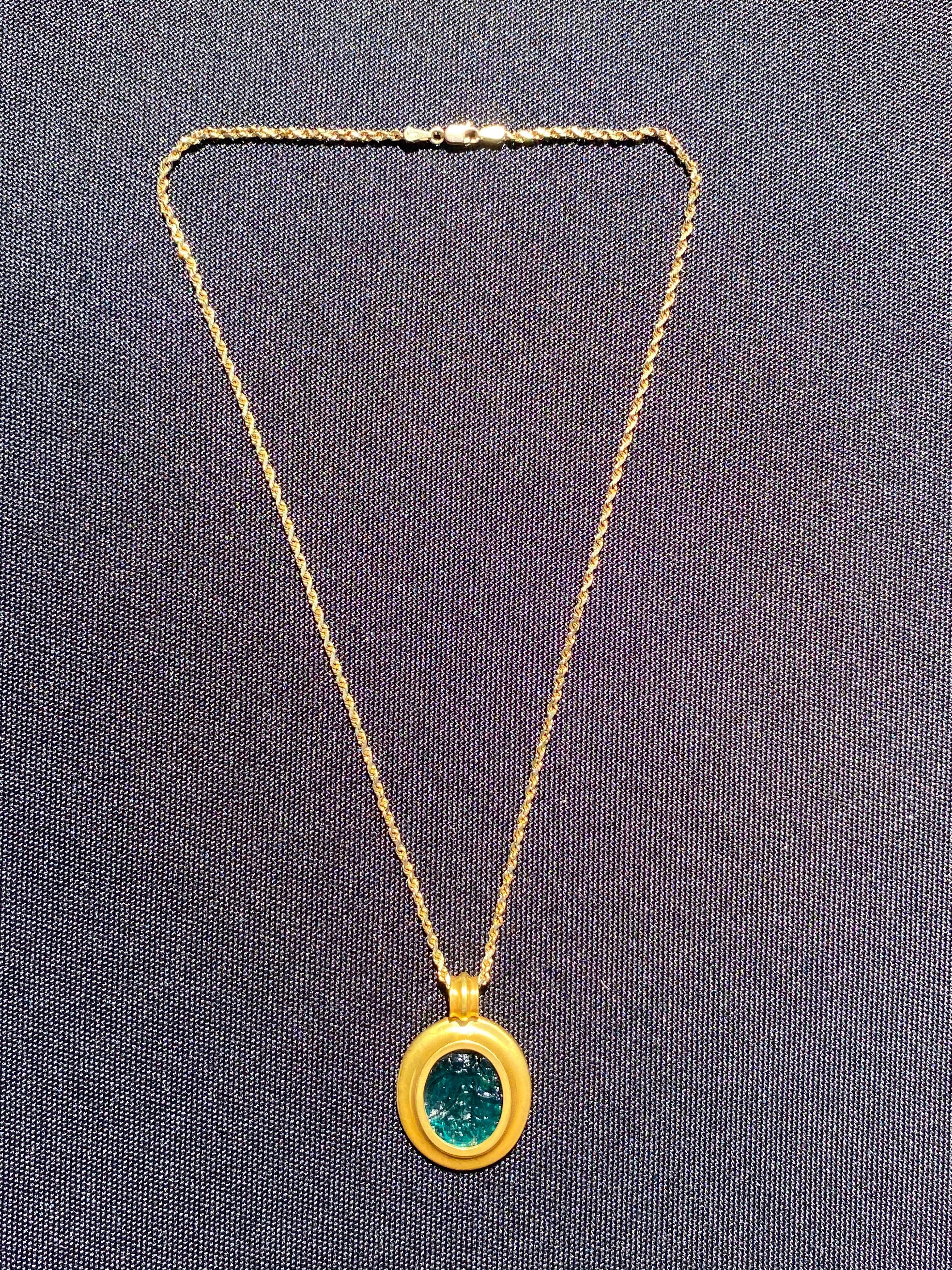 22K Ancient Jewelry Ancient Egyptian Era Blue Glass Carving and 14K Gold Pendant In Excellent Condition In Miami, FL