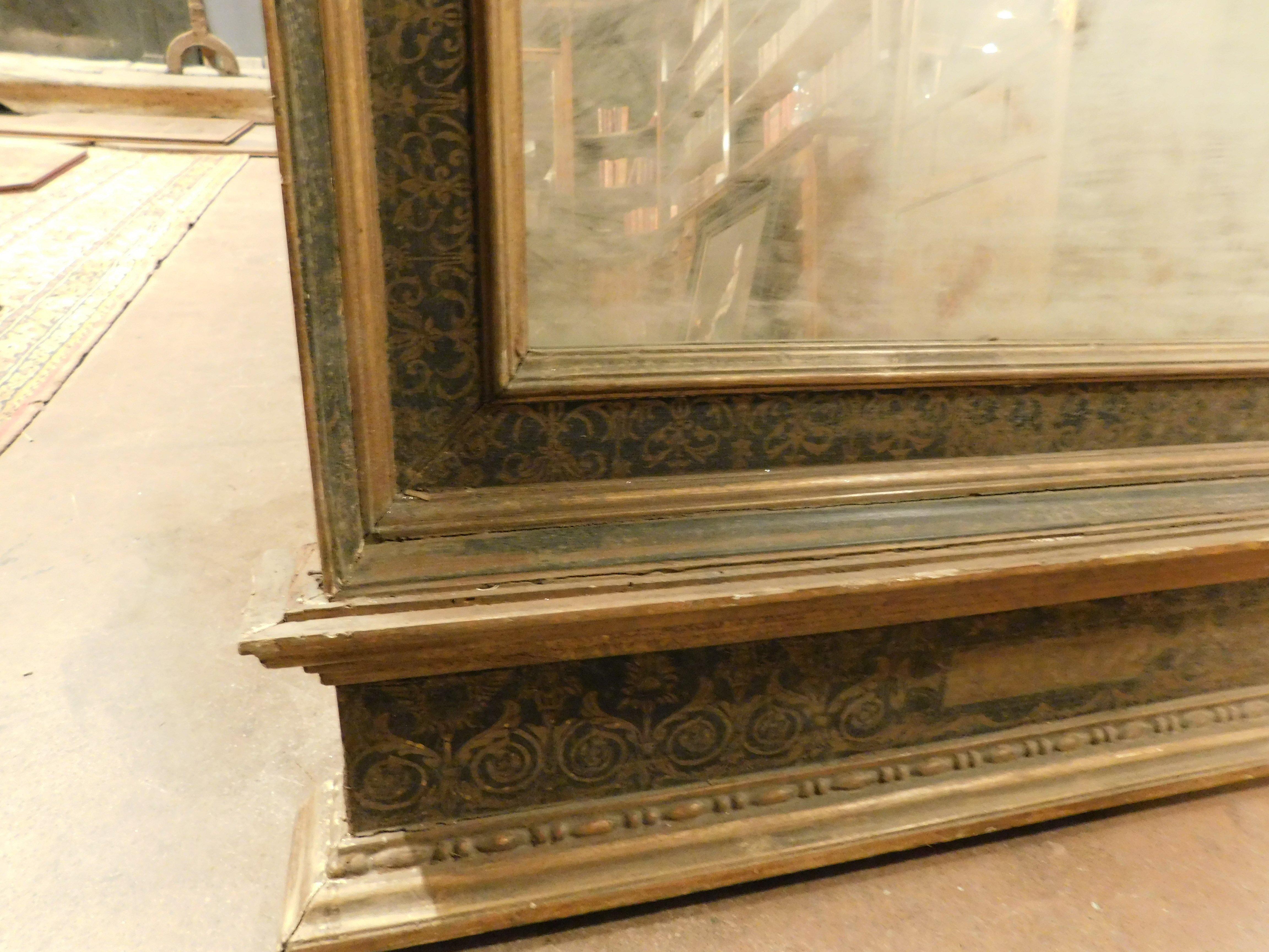 Wood Ancient Lacquered and Gilded Mirror, from the 19th Century, from Florence For Sale