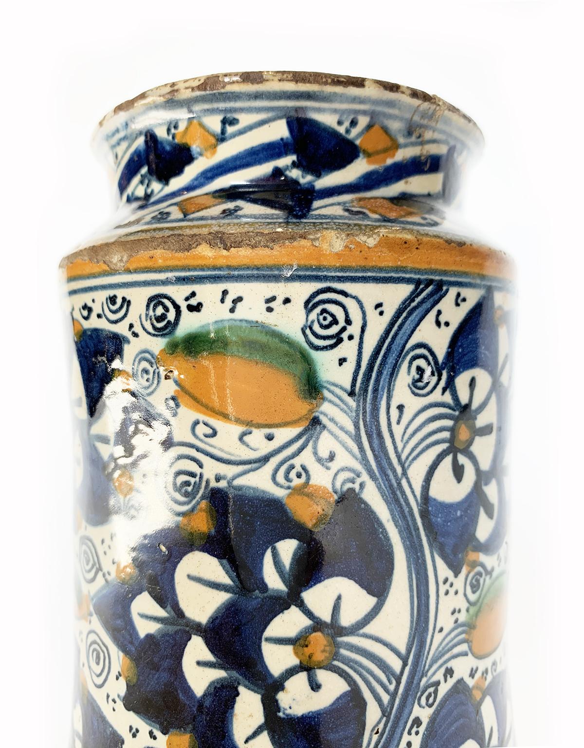 Ancient Maiolia Drag Jar or Albarello, Montelupo, 1490-1510 3