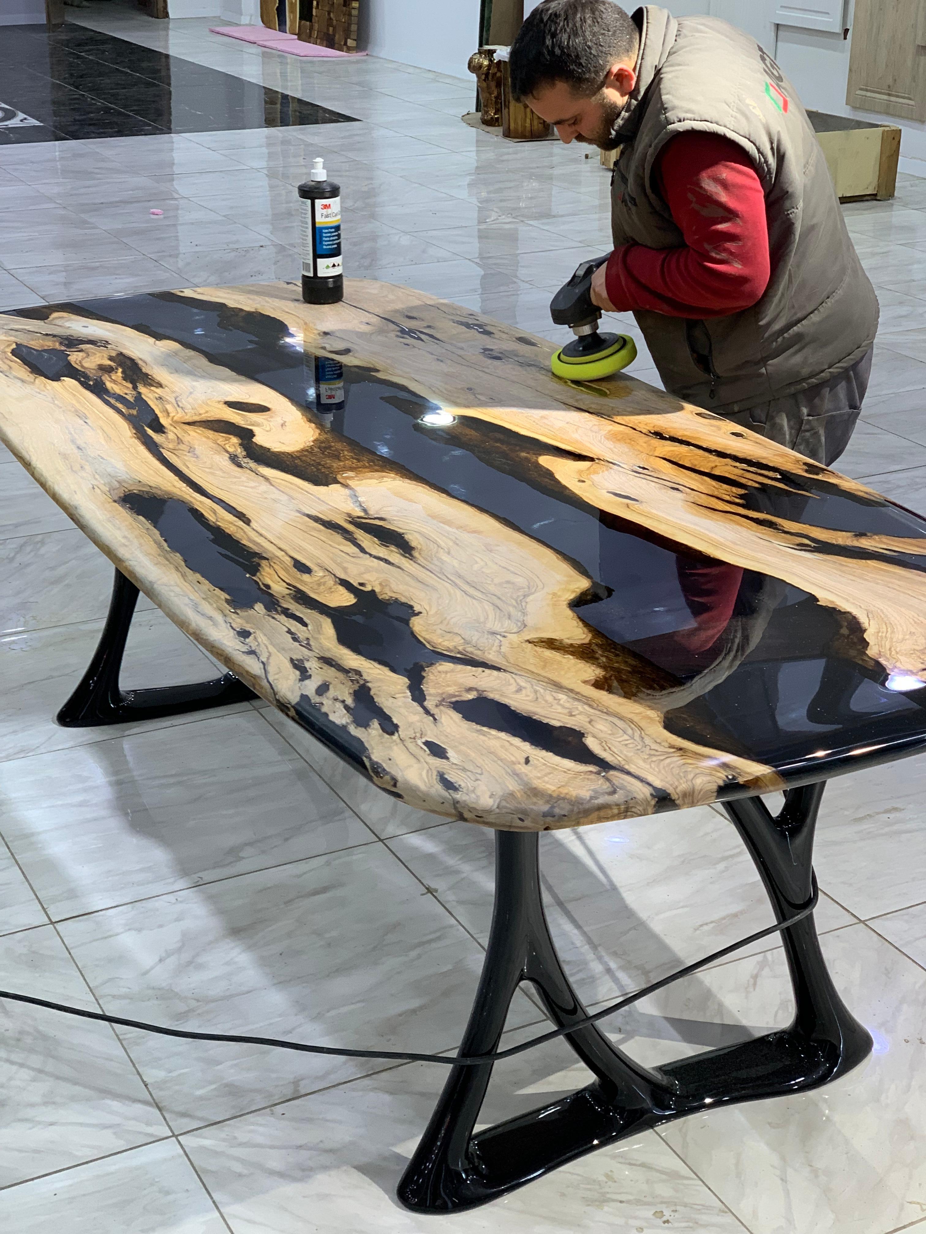 Ancient Mediterranean Olive Epoxy Wooden Dining Table In New Condition For Sale In İnegöl, TR