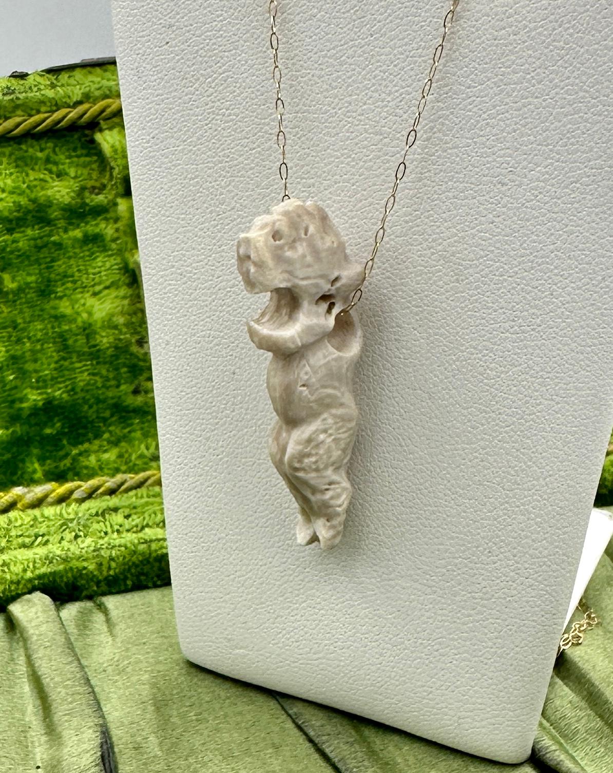 Collier pendentif amulette de lion de Mesopotamia antique garantie 4e-1e siècle avant J.-C. en vente 3