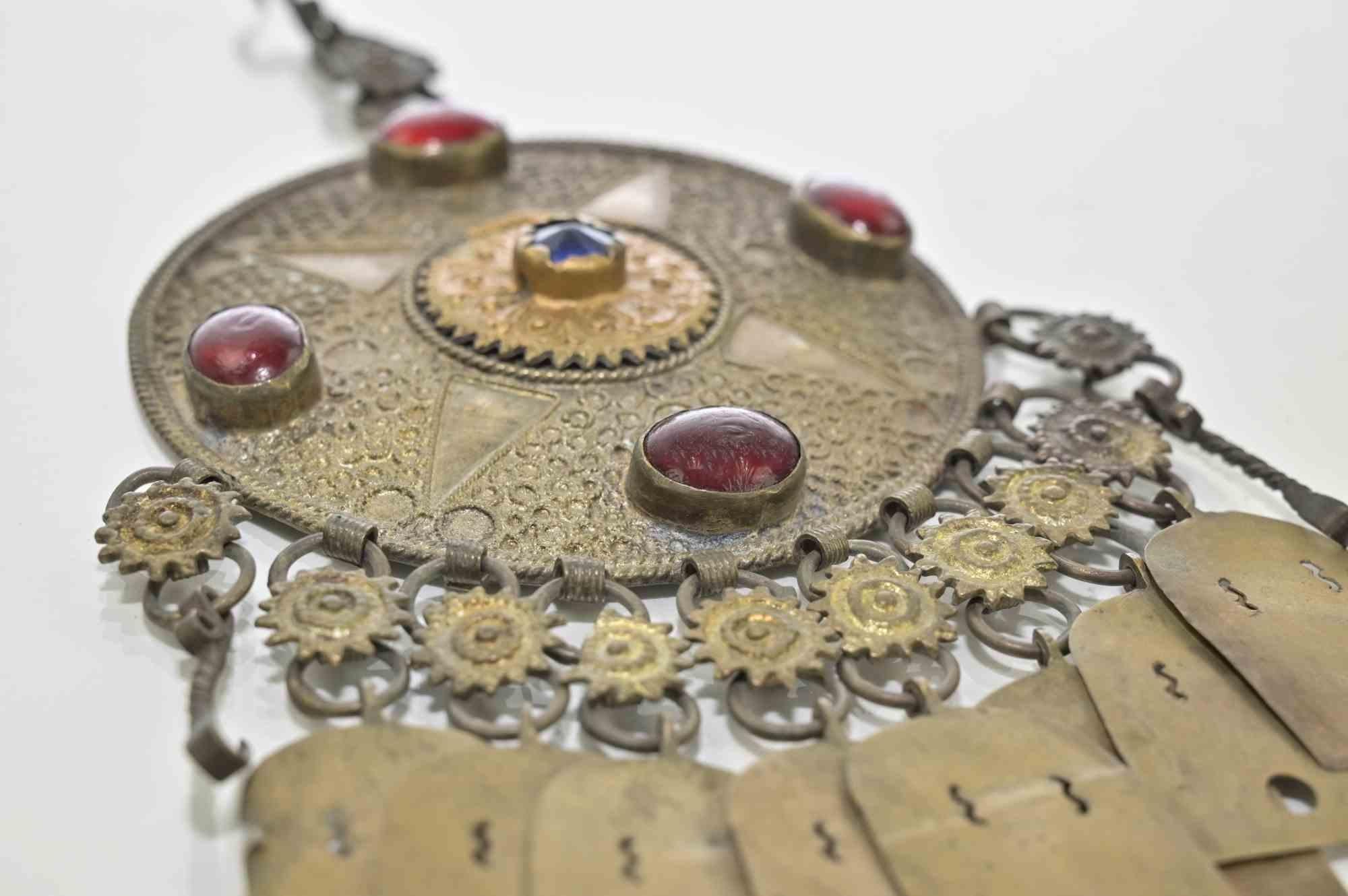 Pendentif en métal ancien, 19e siècle Bon état - En vente à Roma, IT