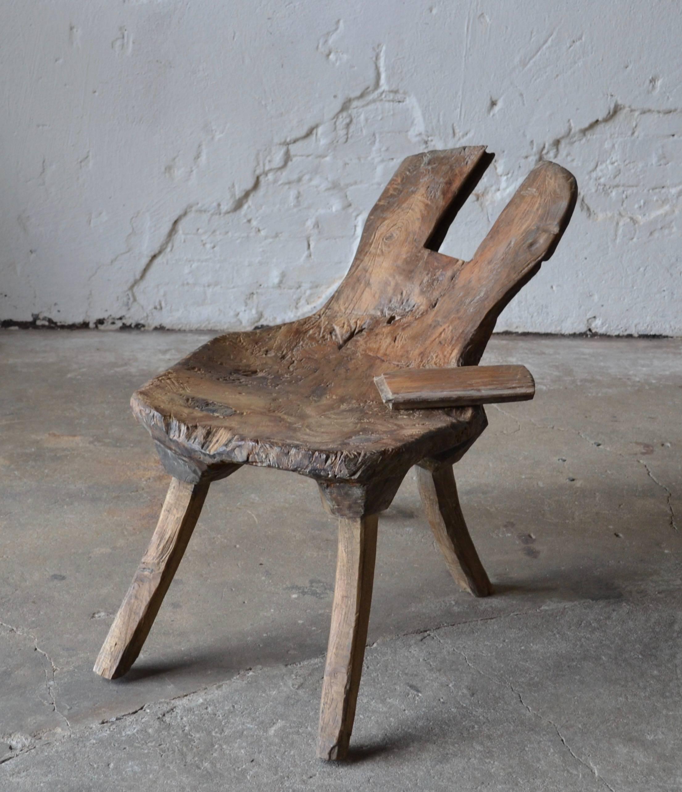 Wabi-Sabi- Meditationsstuhl aus der antiken Monastery im Zustand „Gut“ im Angebot in Helsingborg, SE