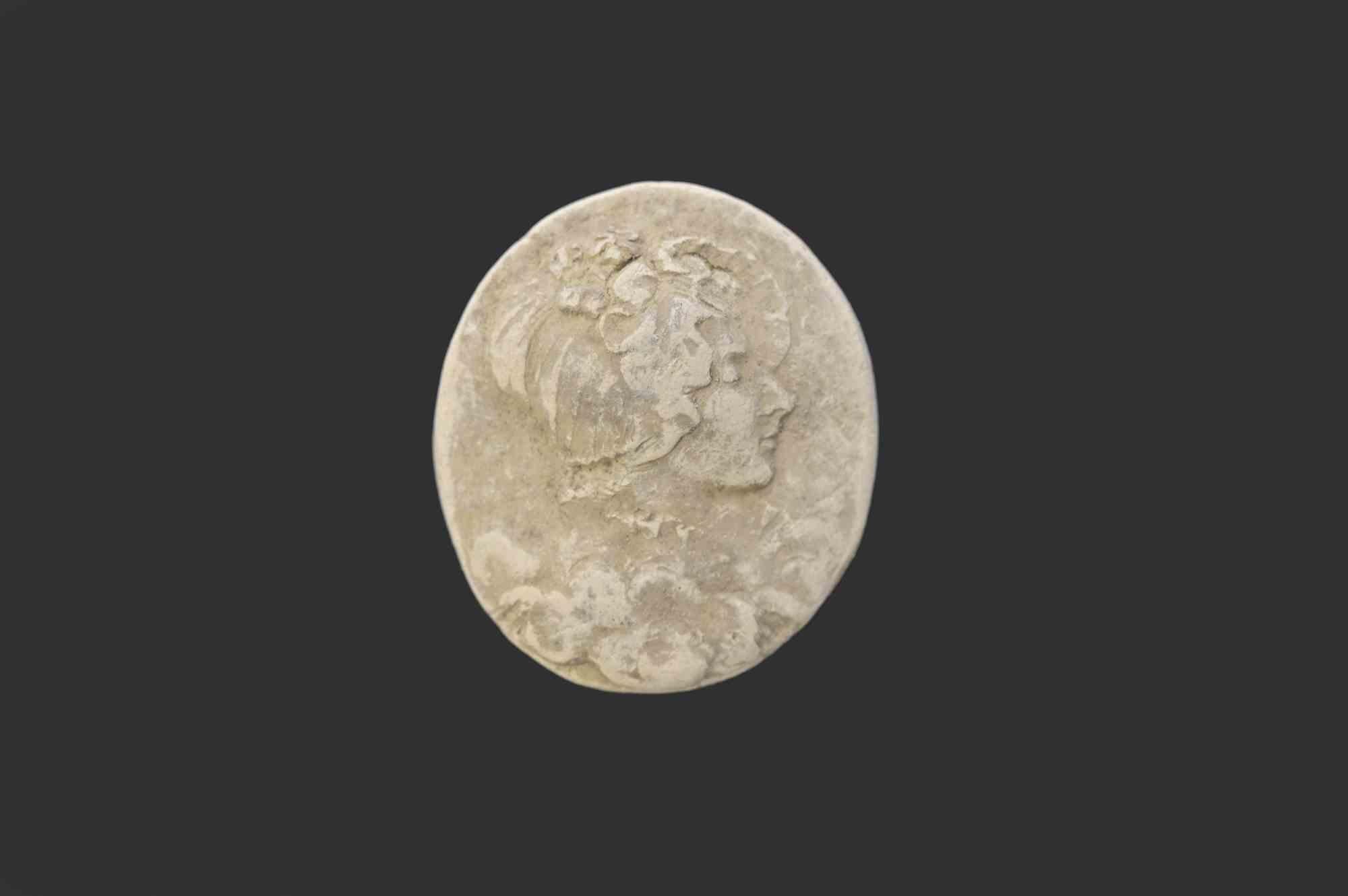 Ancienne intaille camée néoclassique en biscuit.

Italie, 19e siècle.

Bon état.