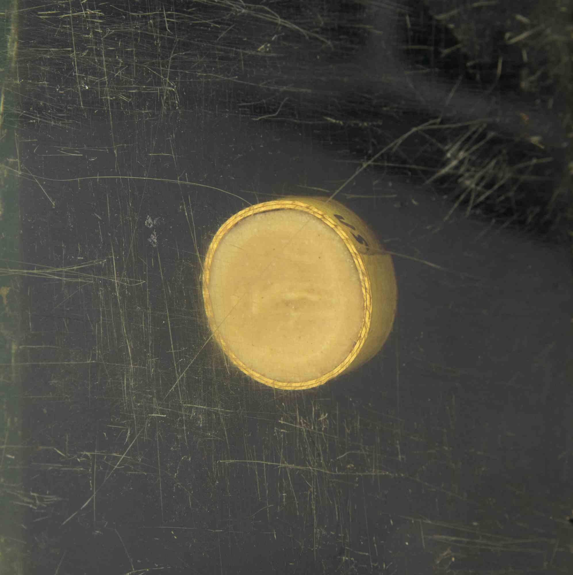 Ancienne intaille camée néoclassique  avec étui en plexiglas, 19e siècle Bon état - En vente à Roma, IT