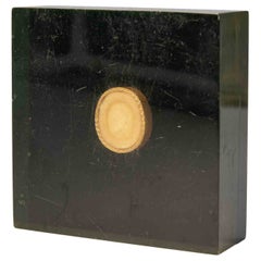 Ancienne intaille camée néoclassique avec boîtier en plexiglas, 19e siècle