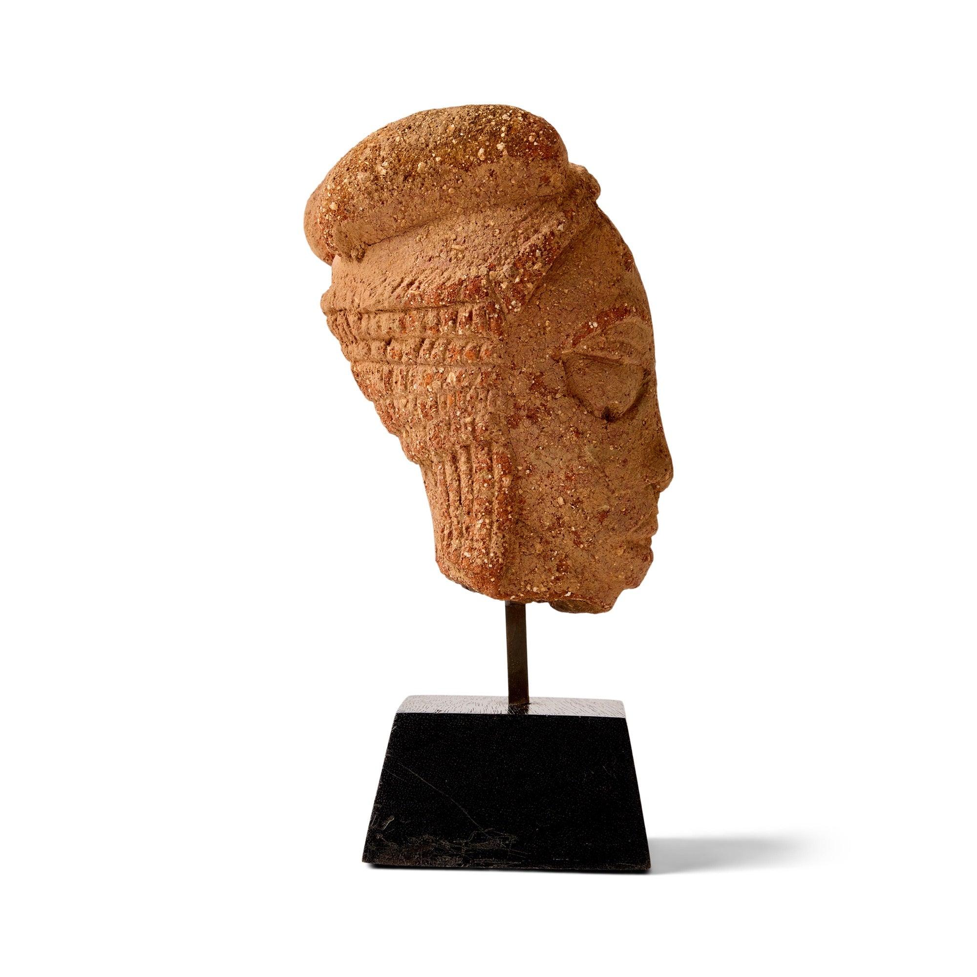 Nigeriano Antica scultura in argilla Nok dalla Nigeria in vendita