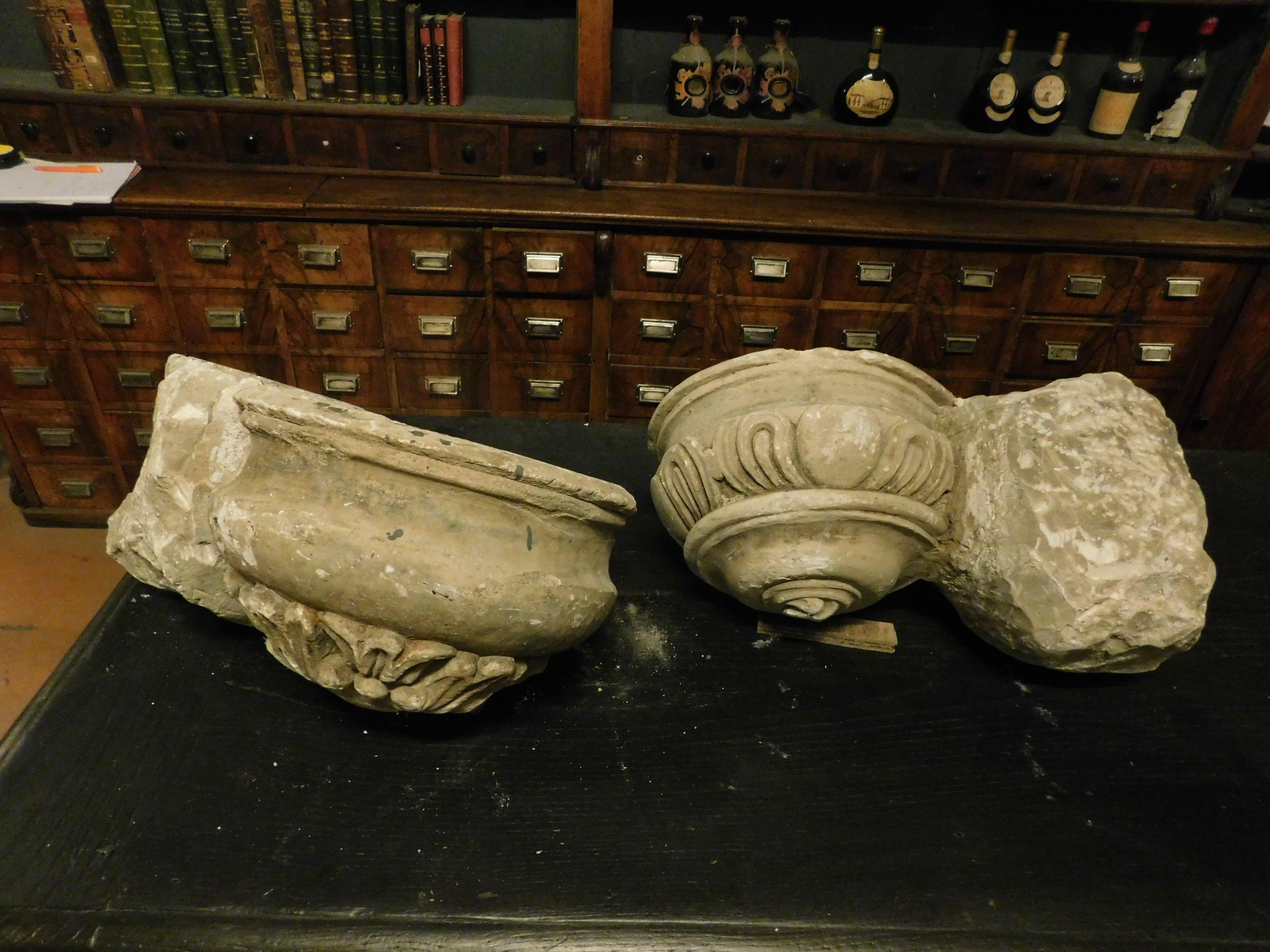 18th Century and Earlier Ancient Pair of Stoups, Stone Basins, Drinking Fountains, 17th Century, Italy For Sale