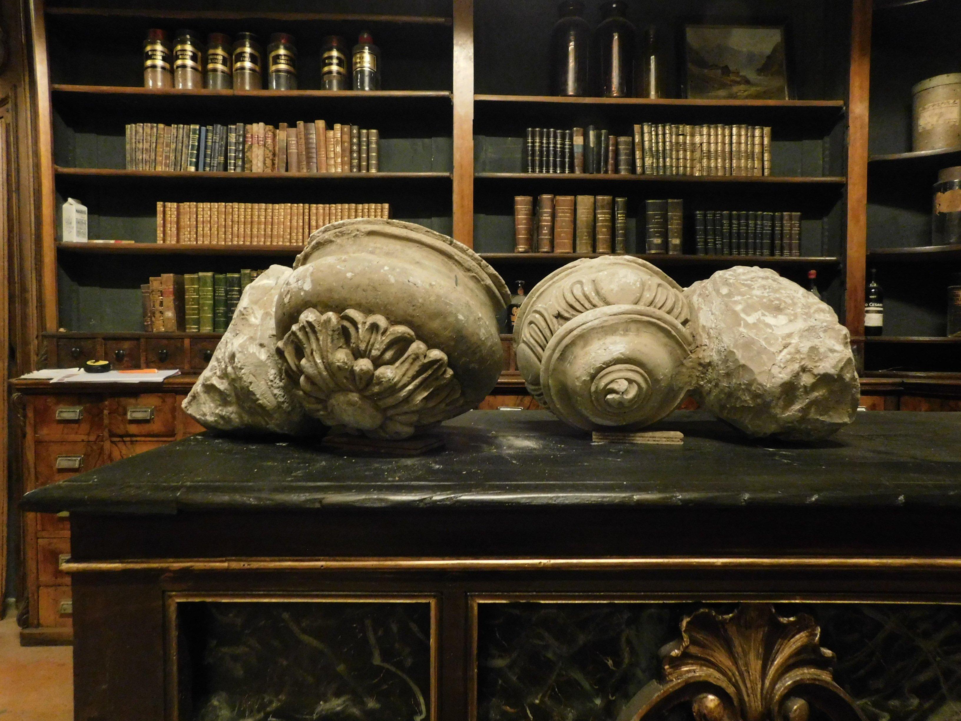 Antikes Paar Suppenschüsseln, Steinbecken, Trinkgefäße, 17. Jahrhundert, Italien im Angebot 1