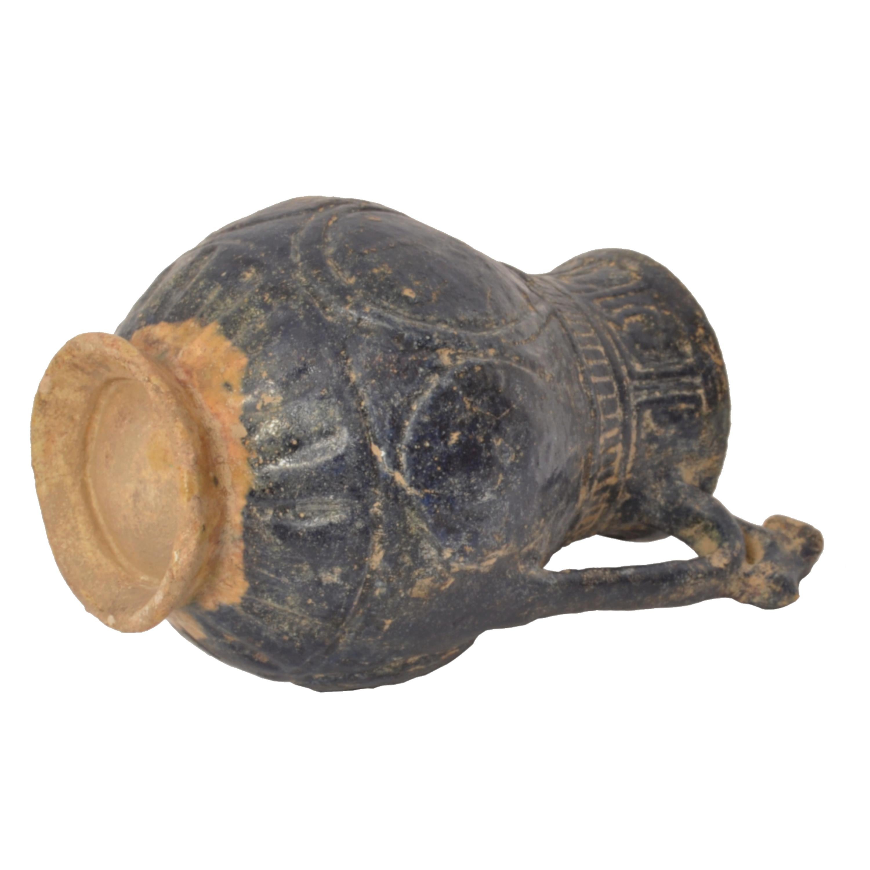 Ancienne cruche à glaçure bleue persane du Khorasan 1200 en vente 2