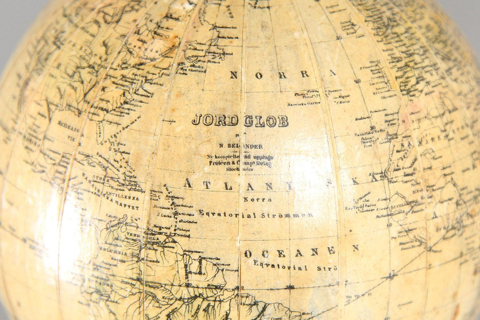 Modèle de planète ancienne, Tellurium, FR. J. Berg, Stockholm, vers 1900 en vente 1