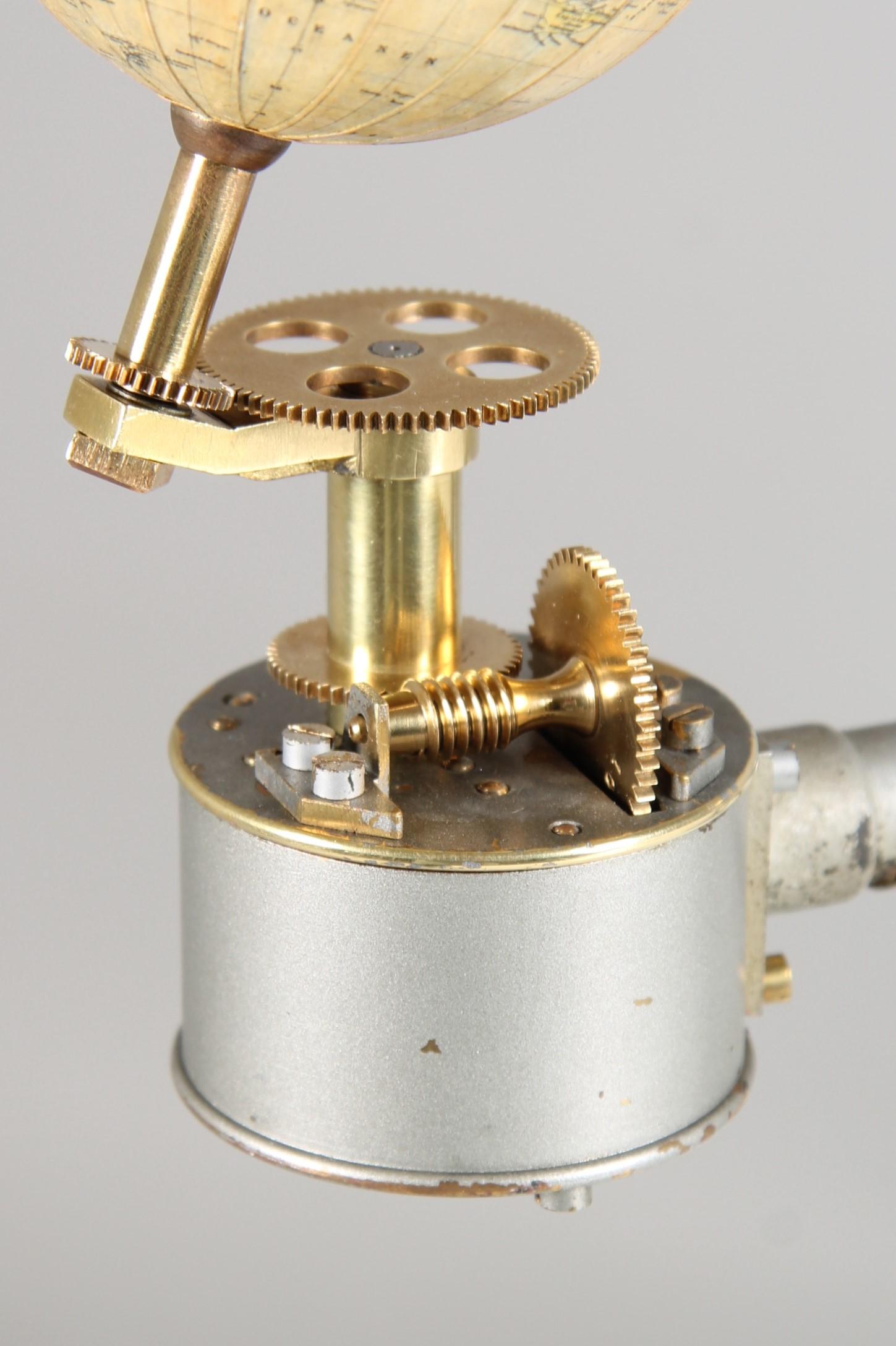 Modèle de planète ancienne, Tellurium, FR. J. Berg, Stockholm, vers 1900 en vente 3