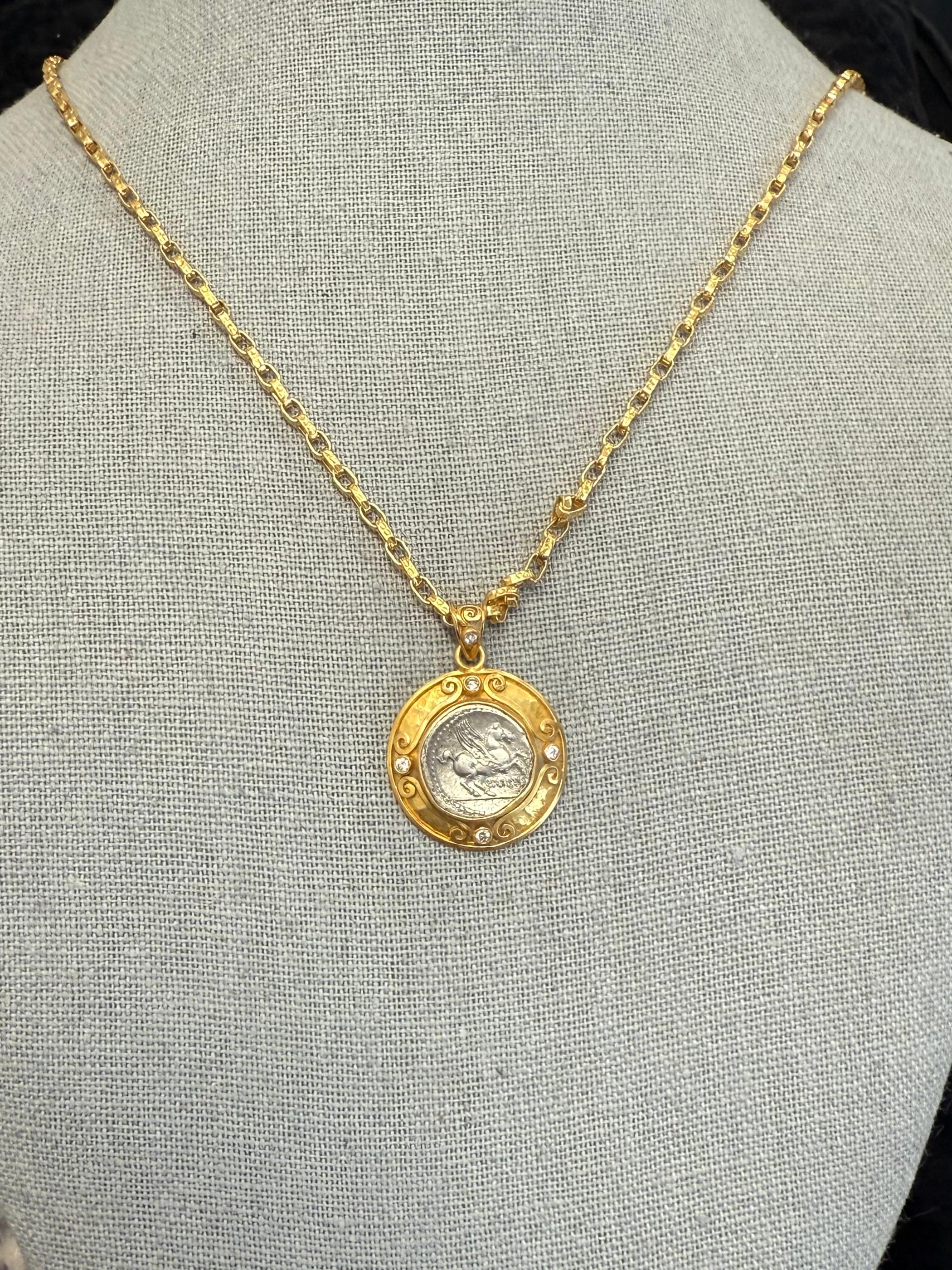 Pendentif en or 18 carats avec pièce de monnaie Pegasus de l'Antiquité romaine du 1er siècle avant J.-C. 8