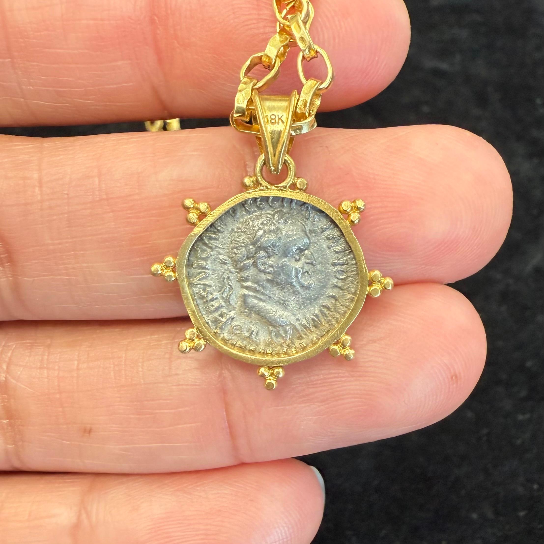 Ancient Roman 1st Century Goddess Victoria Coin 18K Gold Pendant For Sale 6