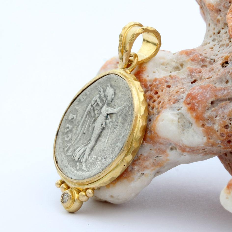 Classical Roman Ancient Roman 1st Century Goddess Victoria Coin Diamond 18K Gold Pendant For Sale