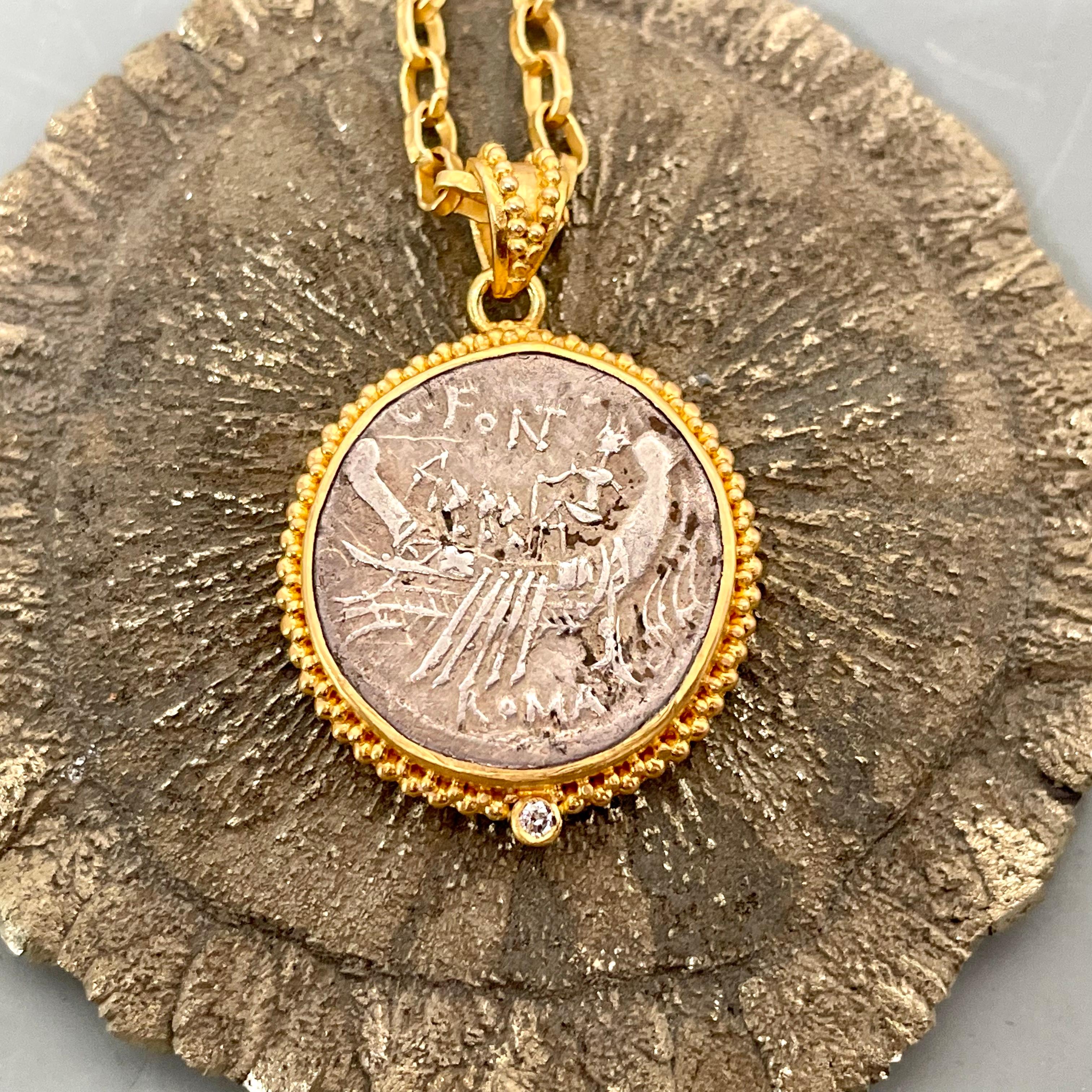 Ancient Roman 2nd Century BC Galley Coin 22K Gold Pendant In New Condition For Sale In Soquel, CA
