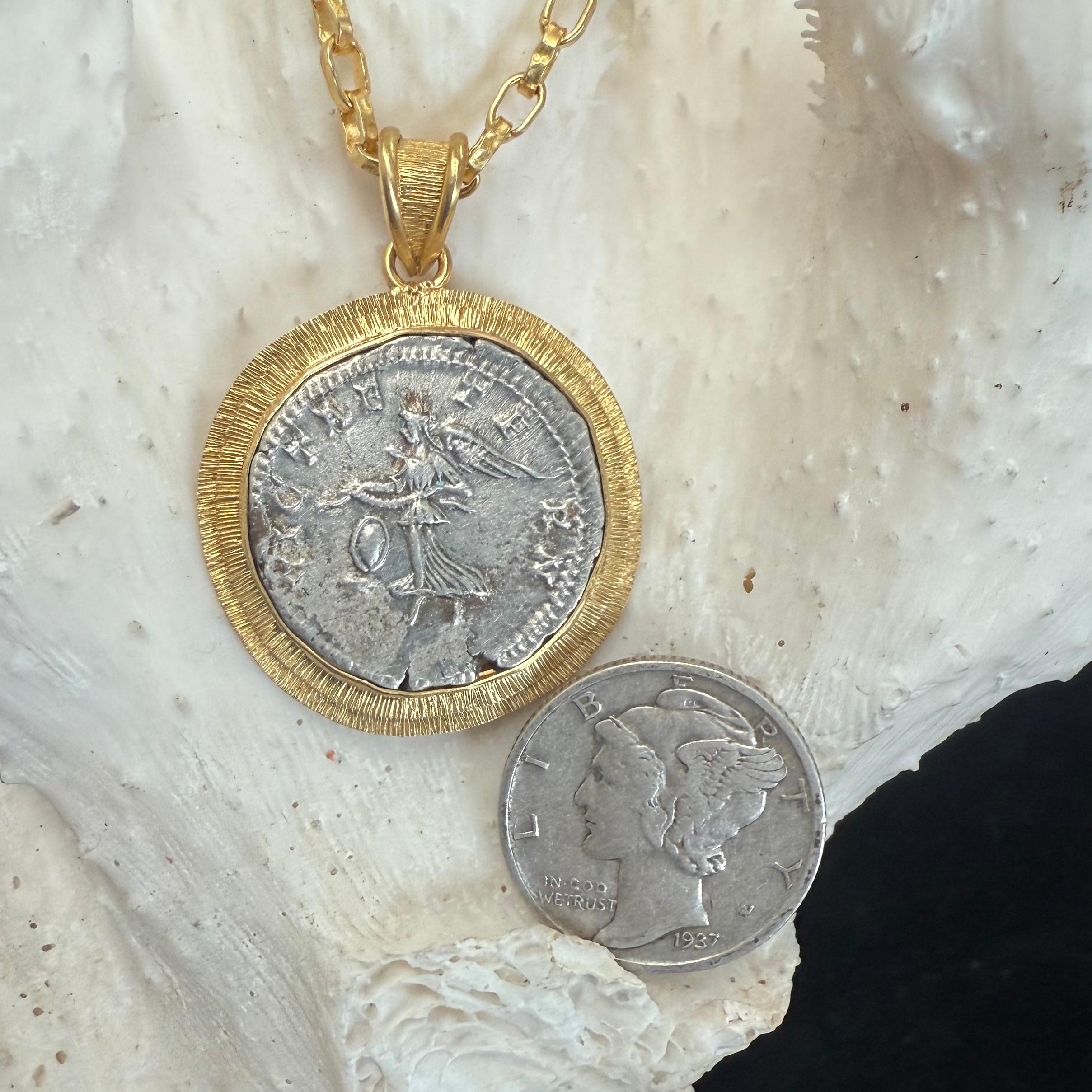 Ancient Roman 2nd Century Silver Goddess Victory Coin 18K Gold Pendant For Sale 7