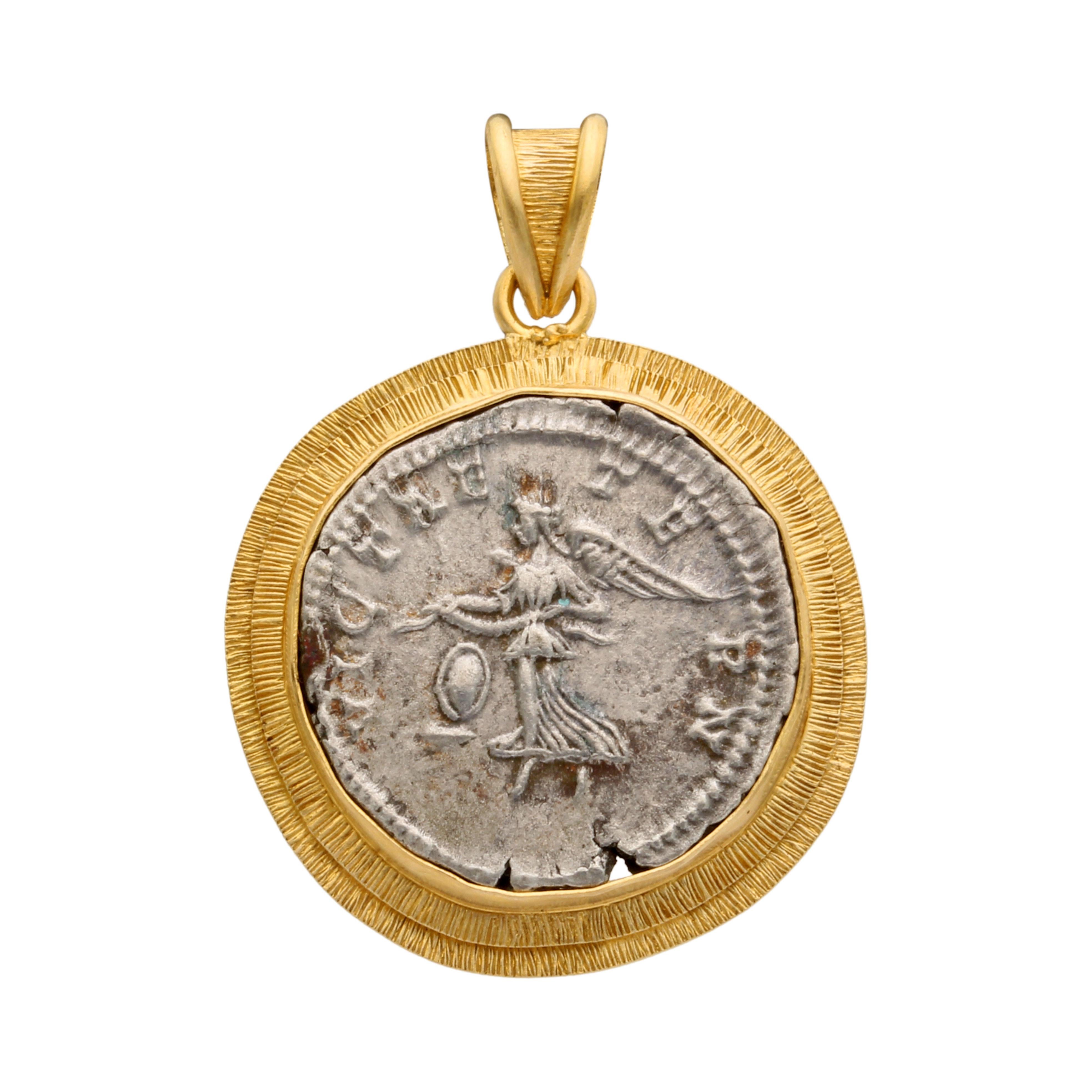 Ancient Roman 2nd Century Silver Goddess Victory Coin 18K Gold Pendant For Sale 2