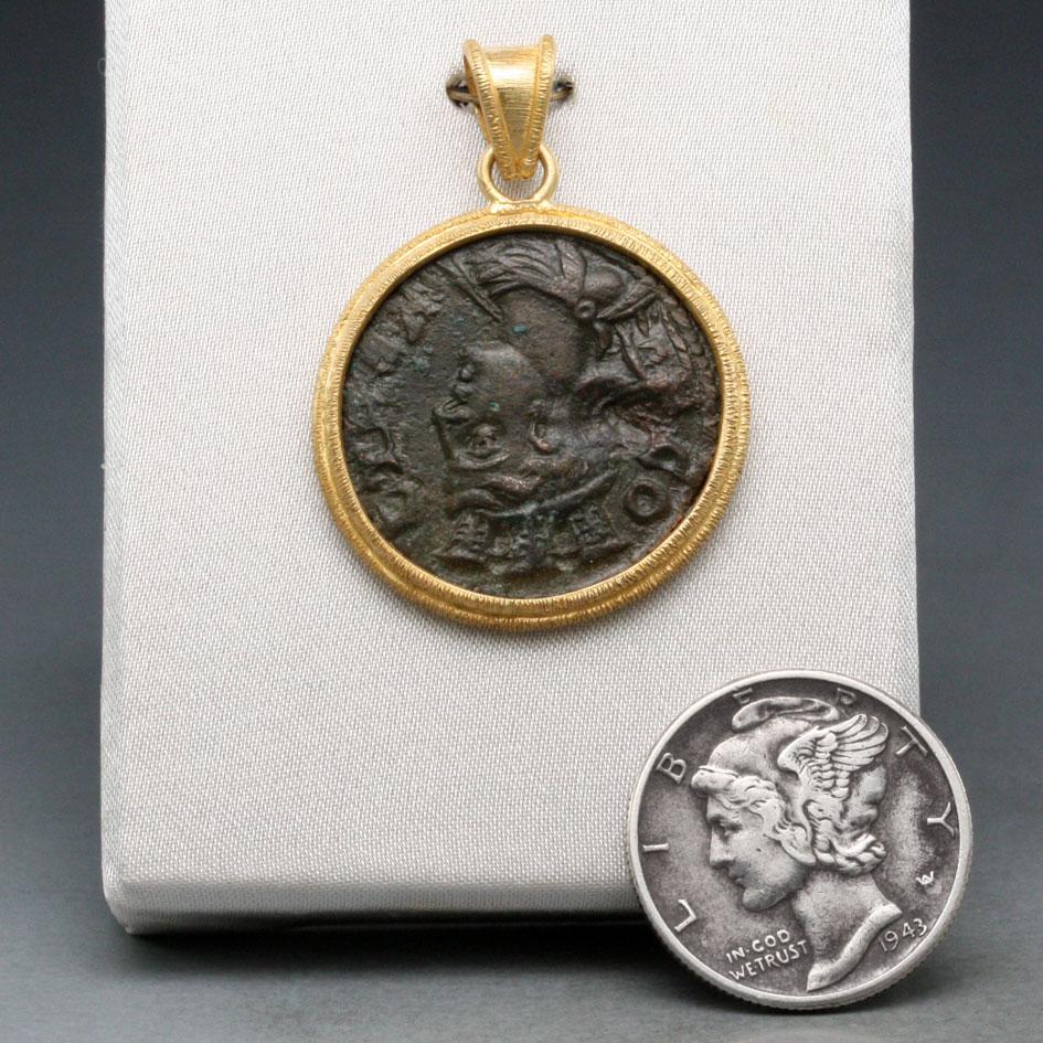 Pendentif en or 18 carats avec pièce de monnaie romaine antique Romulus et Remus du 3e siècle 4
