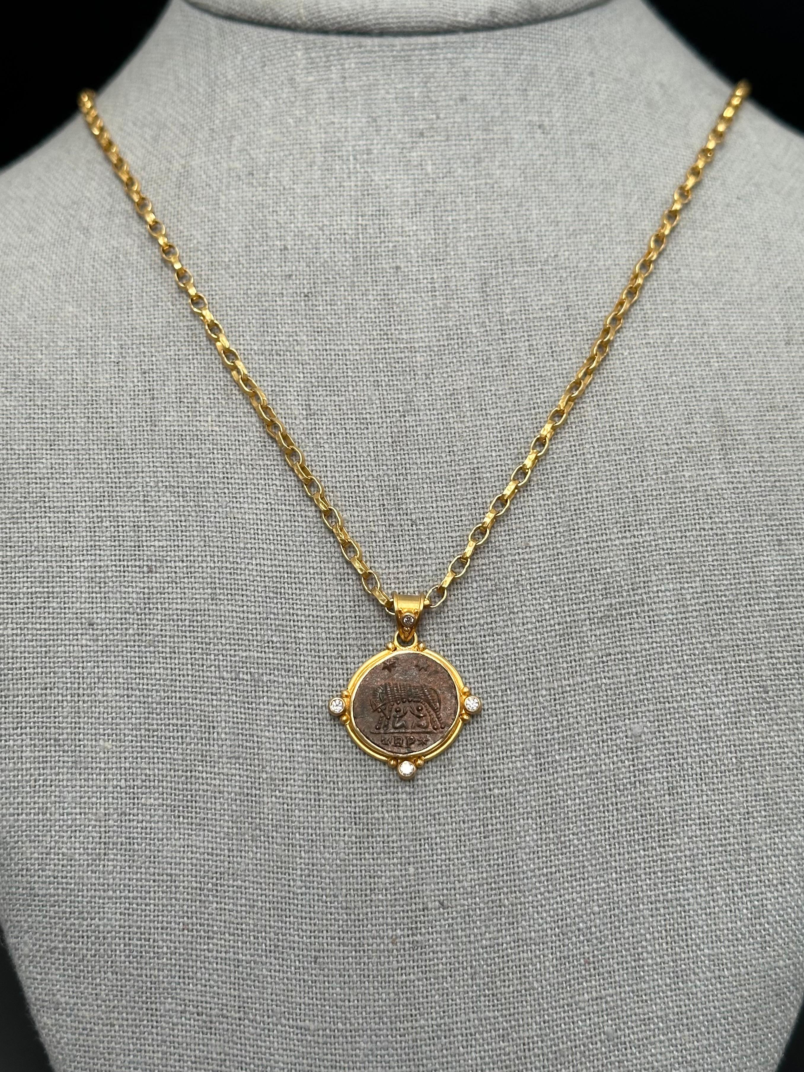 Ancient Roman 4th Century AD Romulus/Remus Coin Diamonds 18K Gold Pendant For Sale 5