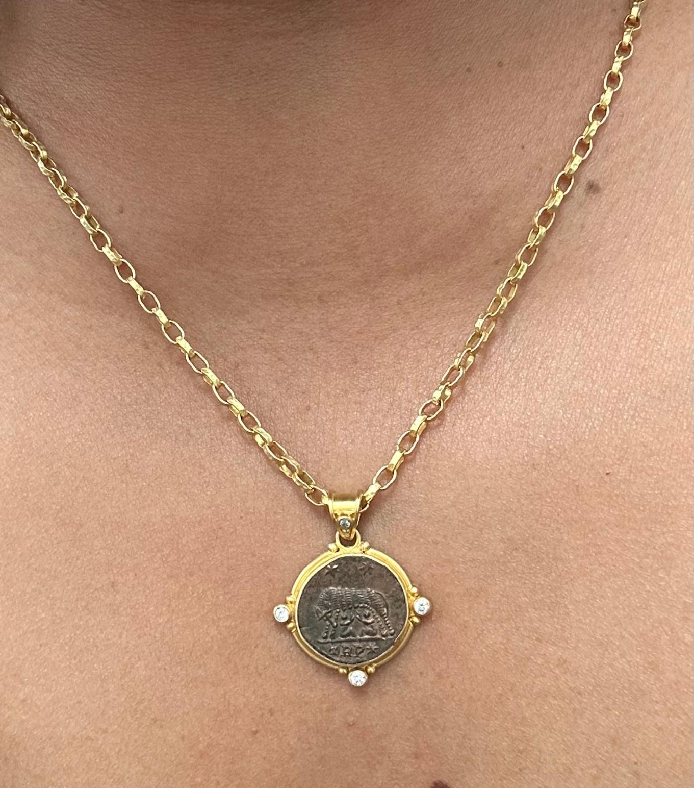 Ancient Roman 4th Century AD Romulus/Remus Coin Diamonds 18K Gold Pendant For Sale 6