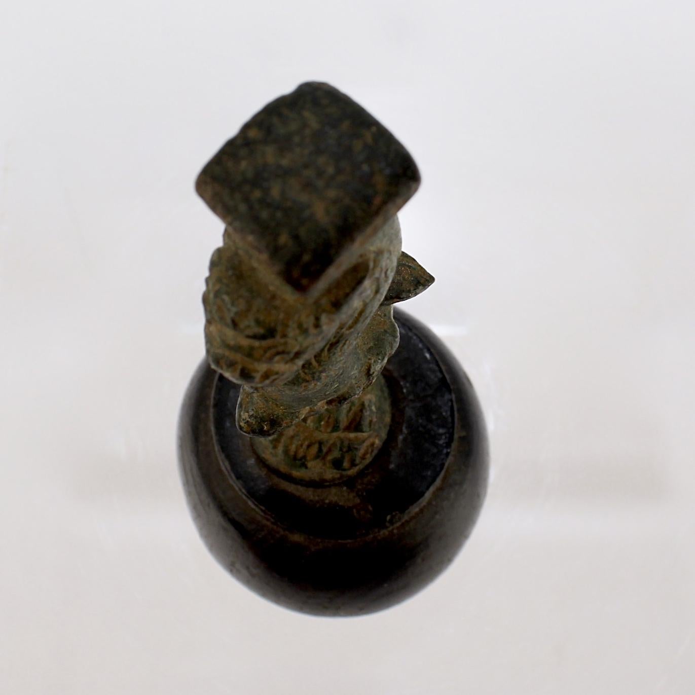 Pied ou artefact ou élément romain ancien en bronze en vente 3