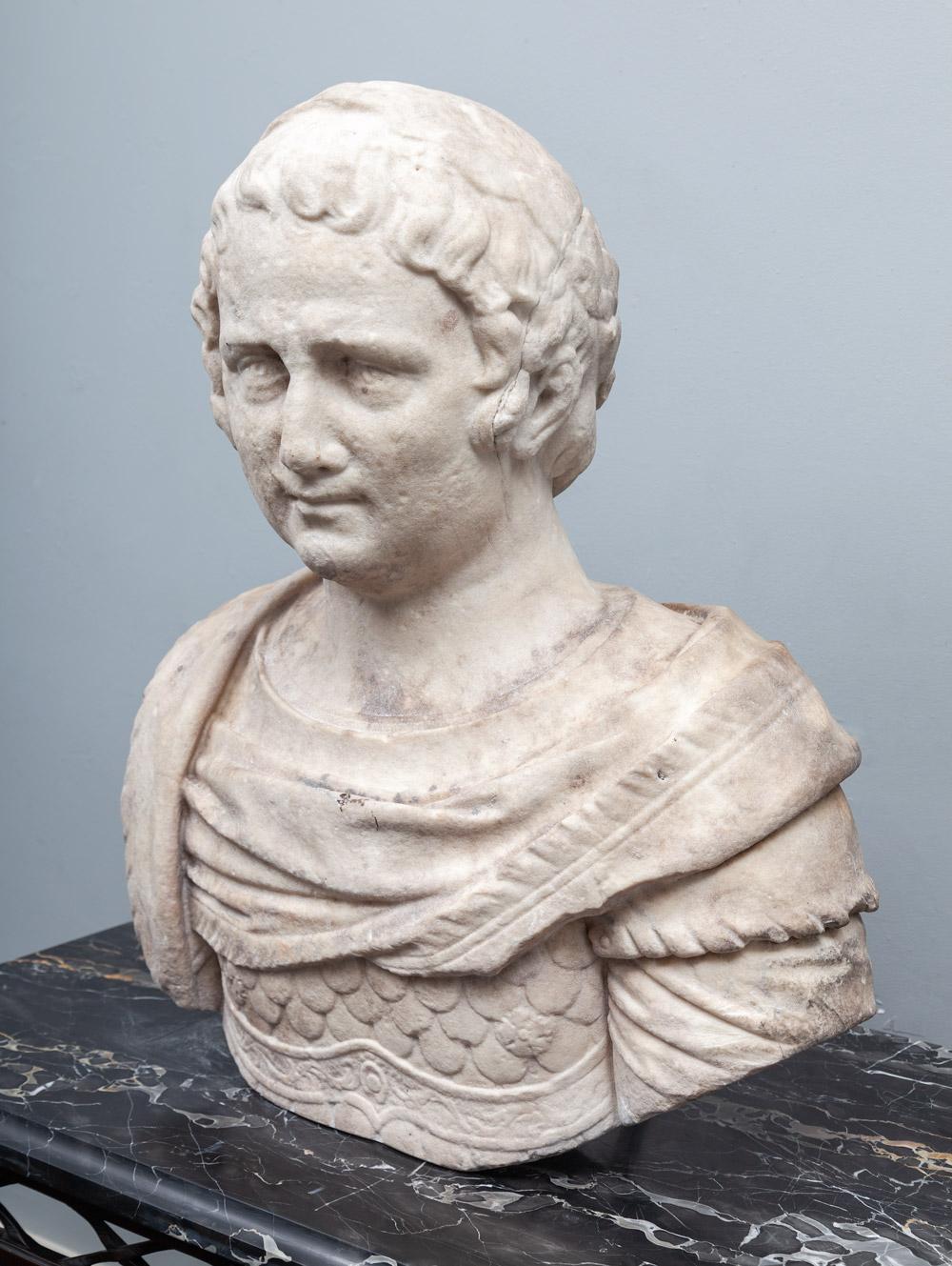 Romain classique Buste romain d'antiquités en vente