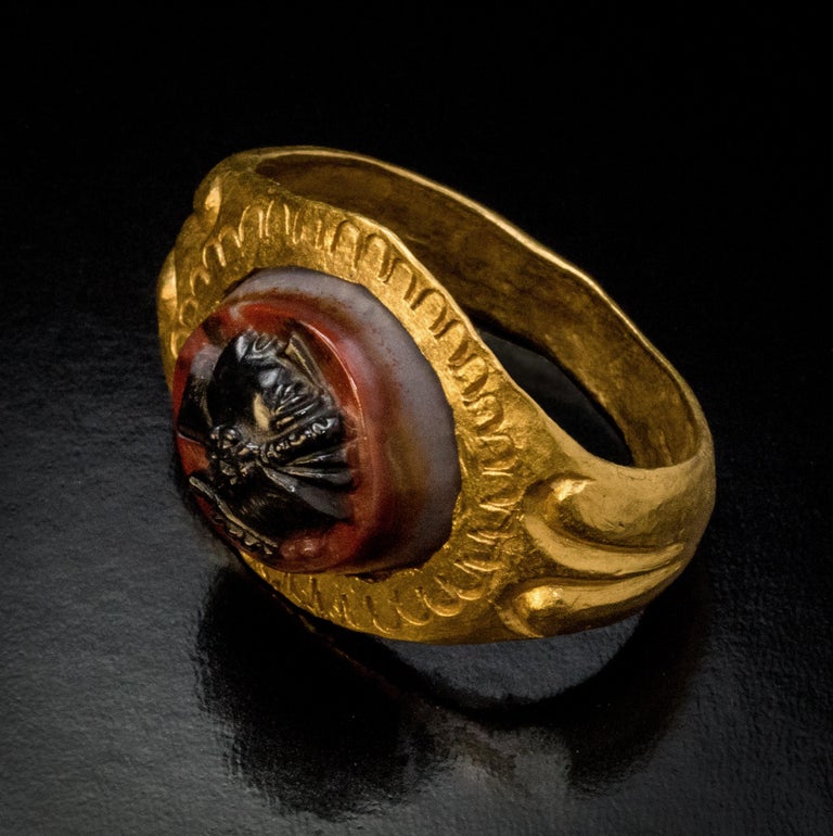 Classical Roman Ancient Roman Cameo High Karat Gold Ring For Sale
