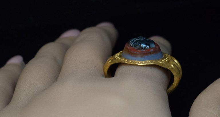 Ancient Roman Cameo High Karat Gold Ring For Sale 4