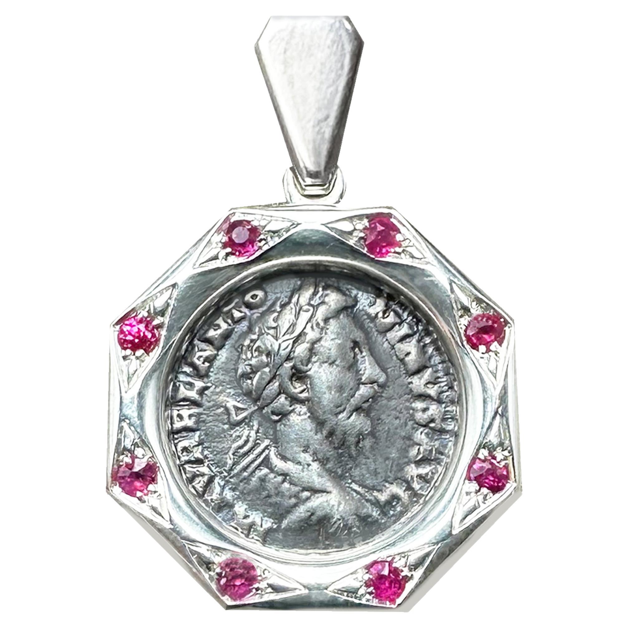 Ancienne pièce de monnaie romaine du 2e siècle ADS Pendentif avec rubis représentant l'Emp. Marcus Aurelius en vente