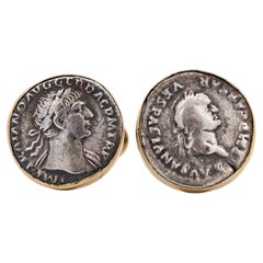 Gemelos de monedas romanas antiguas de Vespasiano y Maioriano en marco de oro de 14k