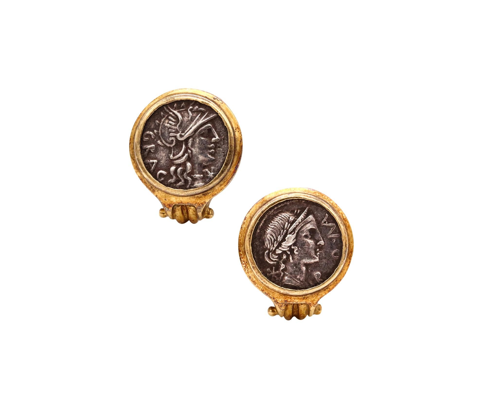 Ancient Roman Coin Earrings in 18kt Yellow Gold with 136-114 BC Silver Denarius 2