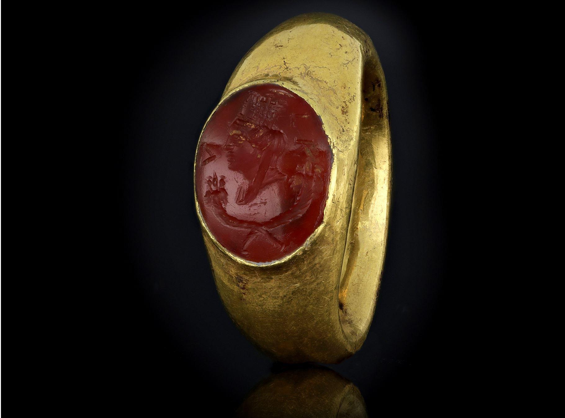 Antica incisione romana in corniola di Fortuna, circa metà del II-metà del III secolo ADS. in vendita 1