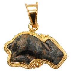 Ancient Roman Empire Rabbit trimmed in 21K (pendant only)
