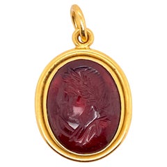 Antiker römischer Granat Intaglio Contemporary Anhänger aus Castellani's Kollektion