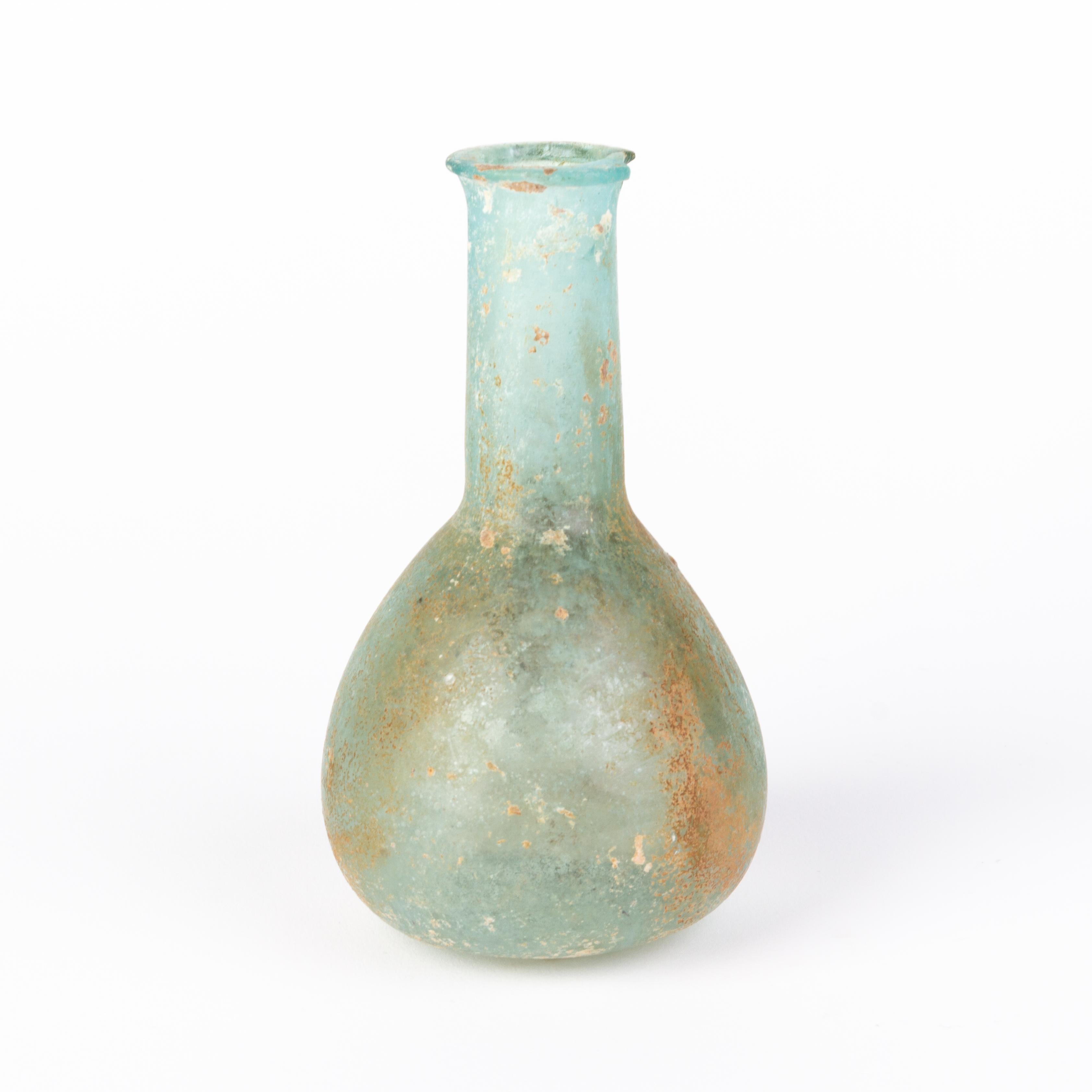 Ancient Roman Glass Bottle 
Good condition for age, as seen.
Free international shipping.