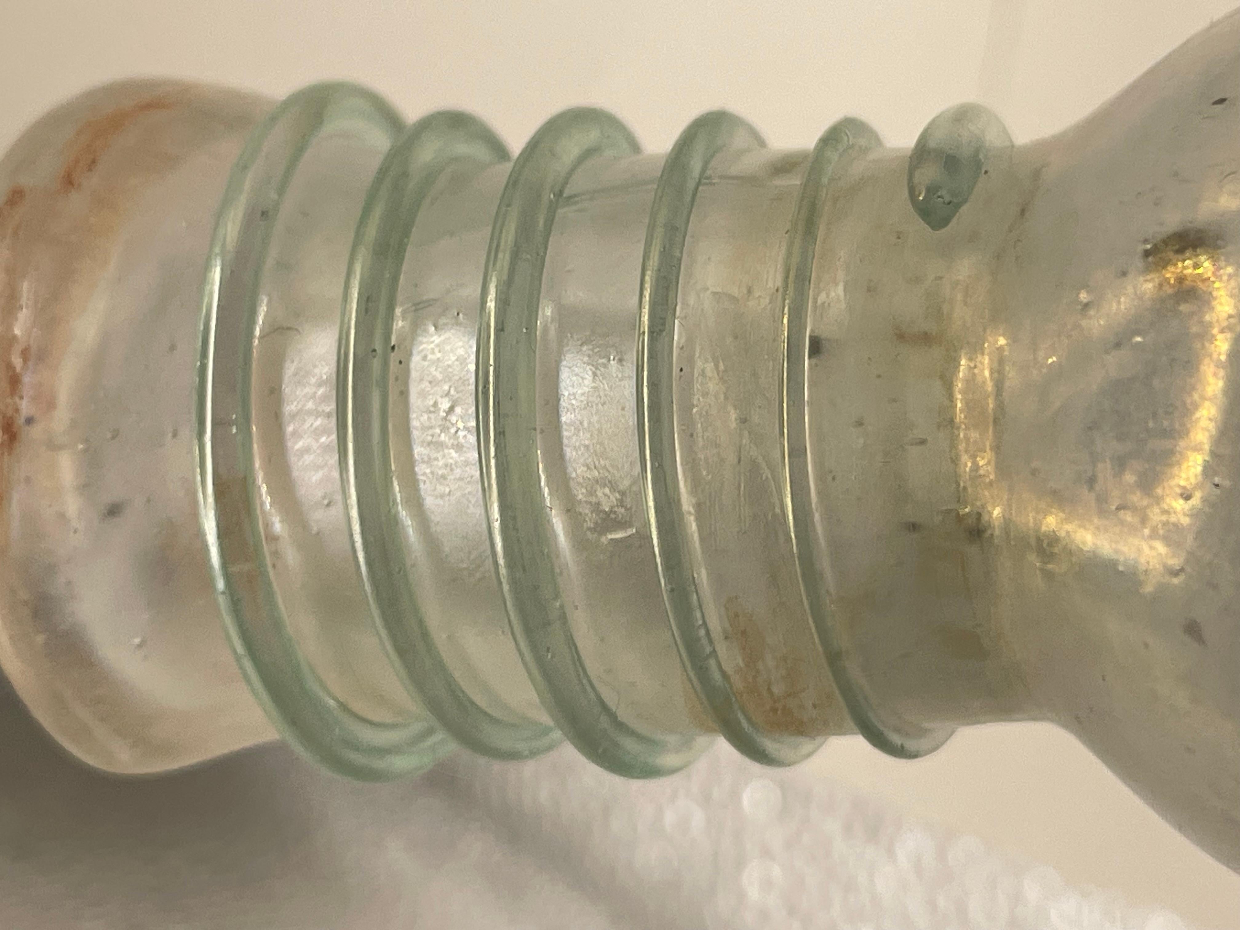 Antico vaso romano in vetro per bottiglie di profumo dell'Antica Roma in vendita 14