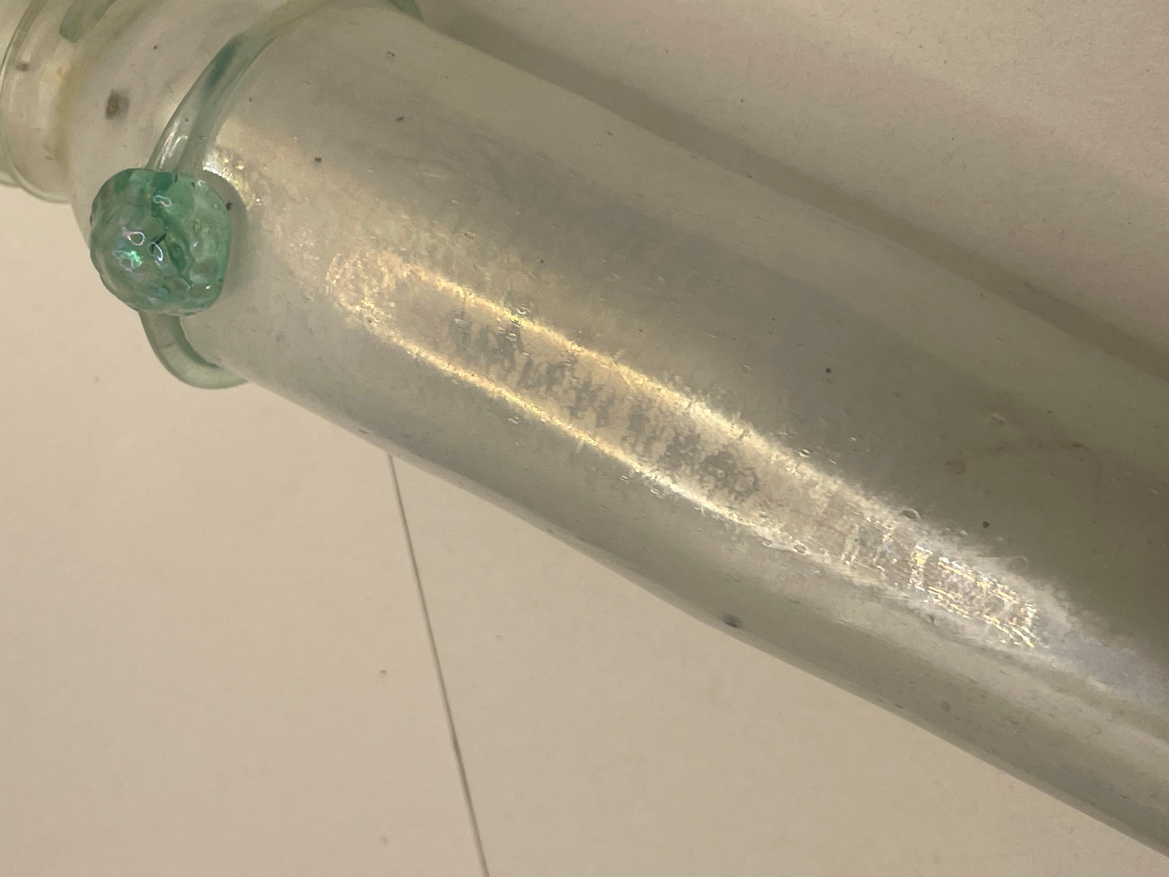 Antico vaso romano in vetro per bottiglie di profumo dell'Antica Roma in vendita 2
