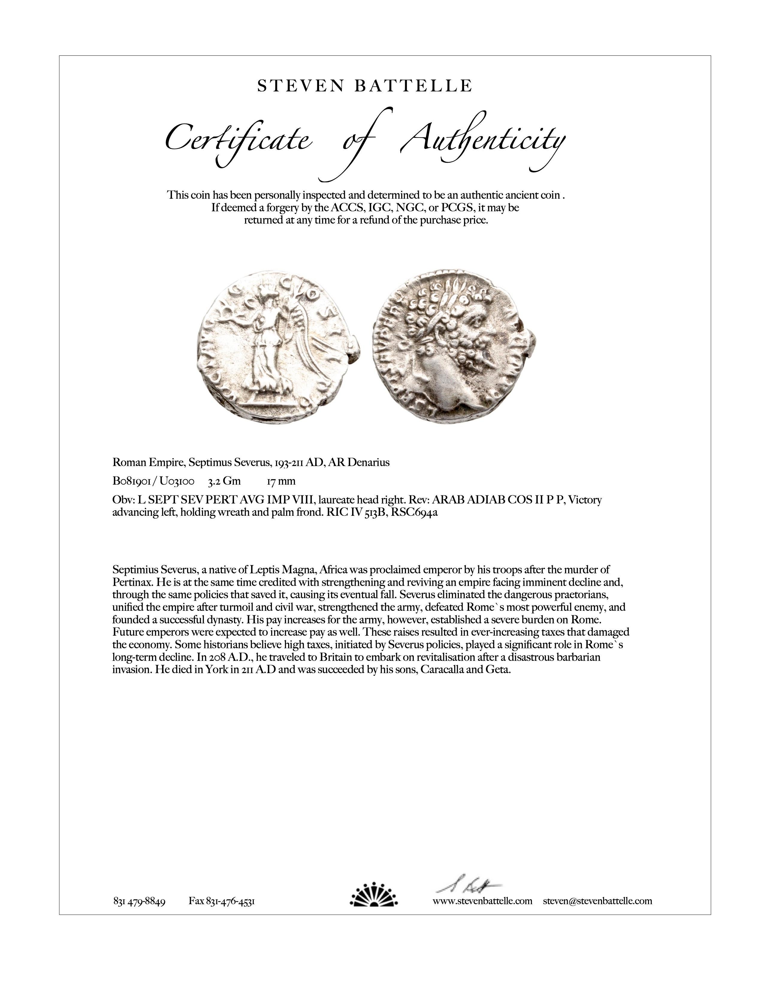 Ancient Roman Goddess Victoria Coin 18K Gold Pendant  For Sale 5
